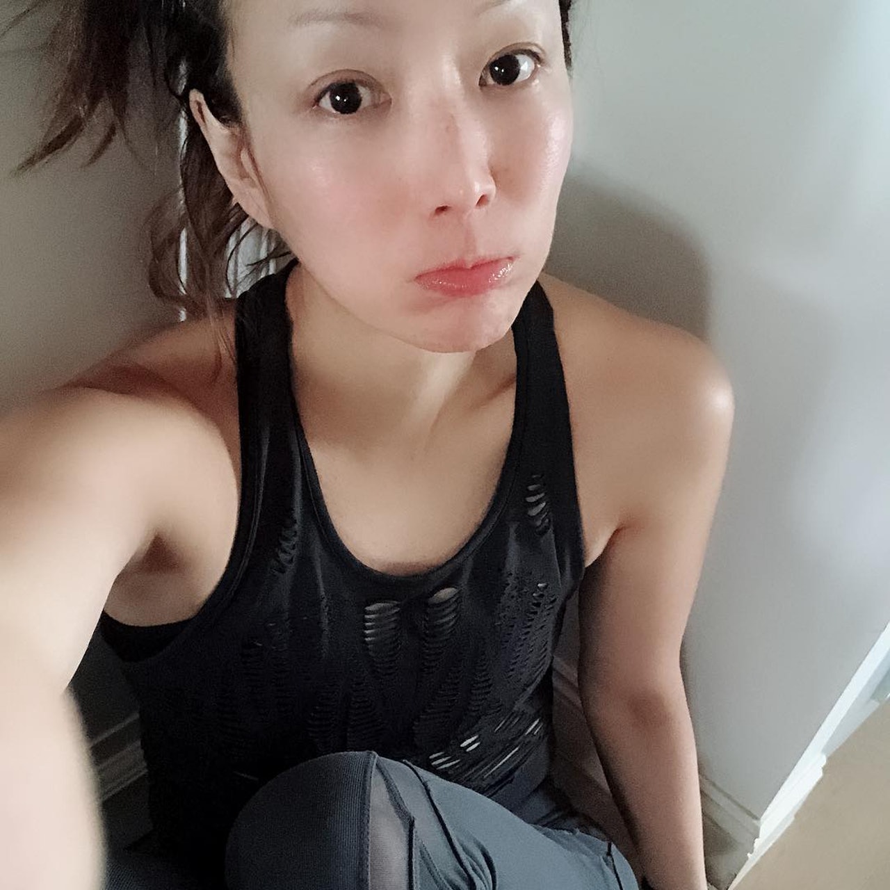 2.運動流汗可以去除身心廢物垃圾雜質,開始一天的工作。(sammi_chengsauman@Instagram) 2.運動流汗可以去除身心廢物垃圾雜質,開始一天的工作。(sammi_chengsauman@Instagram)