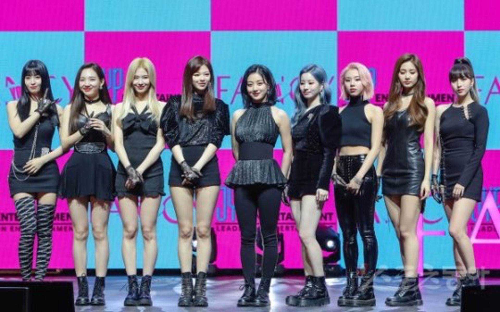 多圖 Twice攜 Fancy 性感回歸momo首挑戰姬髮式獲好評 香港01 即時娛樂 多圖 Twice攜 Fancy 性感回歸momo首挑戰姬髮式獲好評 香港01 即時娛樂