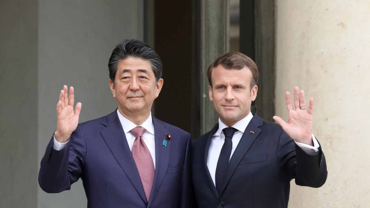 安倍與馬克龍就G20展開合作達成一致 安倍與馬克龍就G20展開合作達成一致