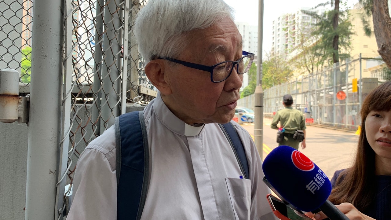 【佔中判刑】陳日君探監後指三子感平安:上帝知道佢哋做咩 【佔中判刑】陳日君探監後指三子感平安:上帝知道佢哋做咩