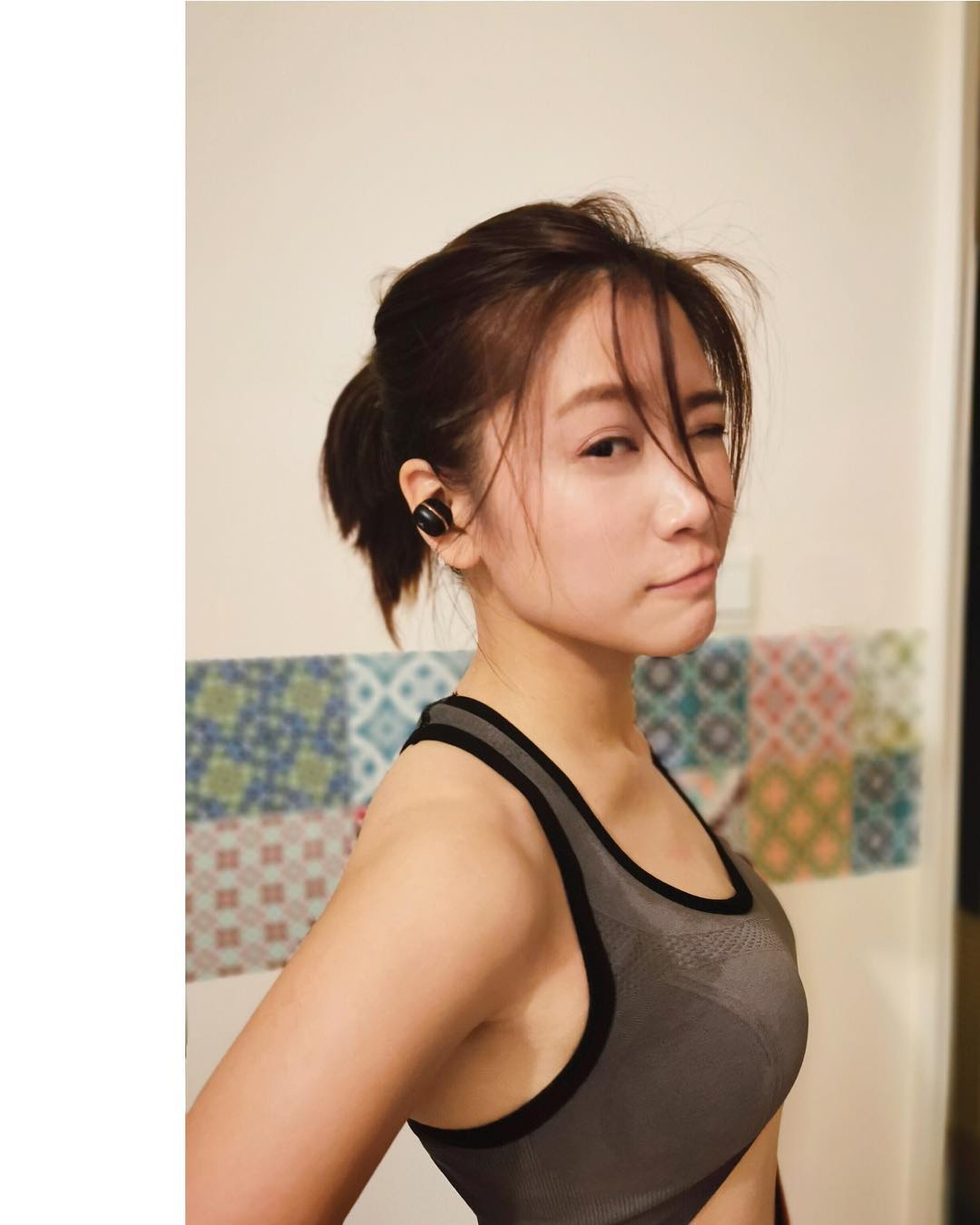 天氣炎熱,林凱恩還可以外出跑步,唔知《開心速遞》成員有冇一齊跑呢? 天氣炎熱,林凱恩還可以外出跑步,唔知《開心速遞》成員有冇一齊跑呢?