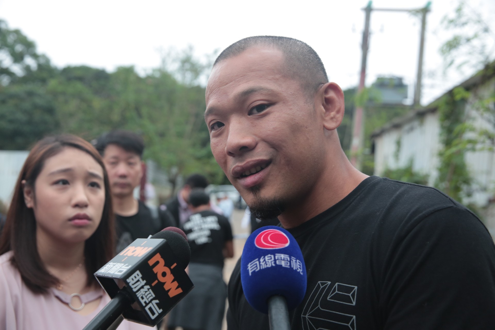 黃先生表示,鄭生會告訴狗主狗場地方偏遠,不用狗主前來。(梁銘康攝) 黃先生表示,鄭生會告訴狗主狗場地方偏遠,不用狗主前來。(梁銘康攝)