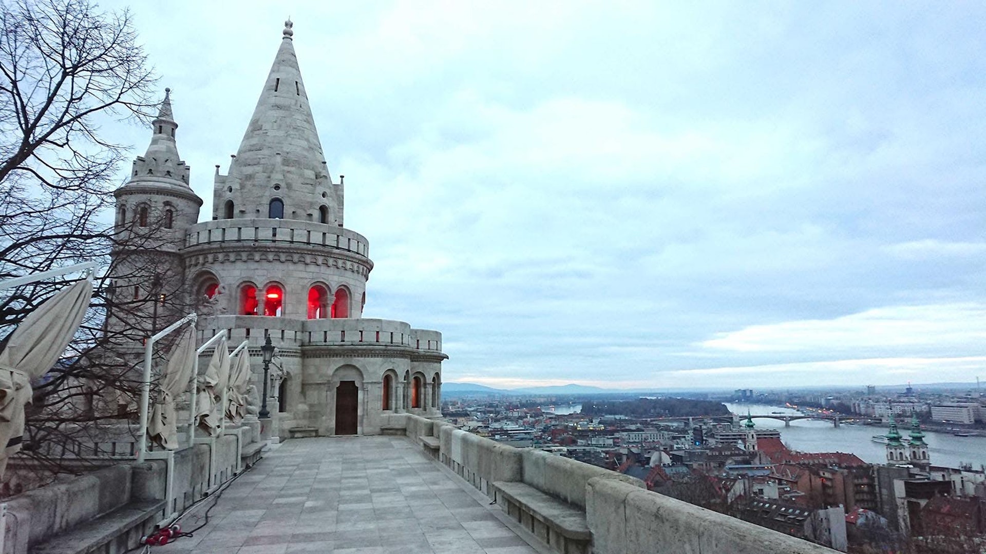 漁人堡一共七座塔,代表七個馬扎爾人部落在896年定居喀爾巴阡盆地。(作者提供)