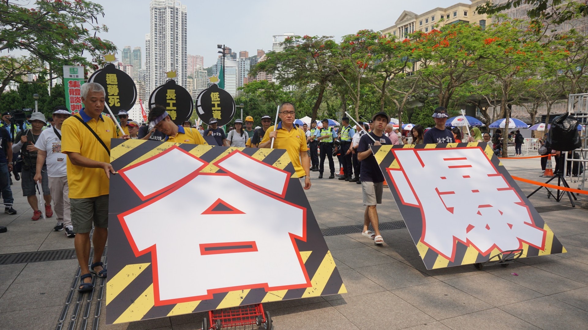 【勞動節】司機工時長哄兒子睡變自己昏睡:冀政府聽民意 【勞動節】司機工時長哄兒子睡變自己昏睡:冀政府聽民意