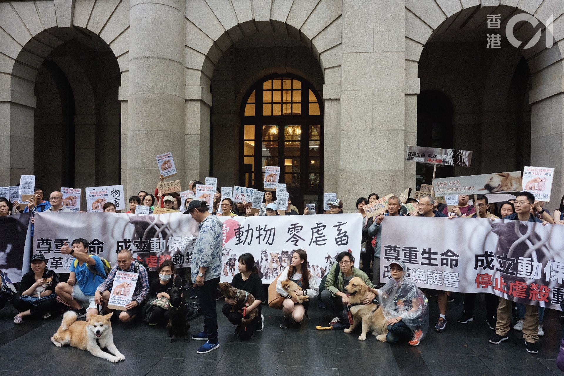 (歐嘉樂攝) (歐嘉樂攝)