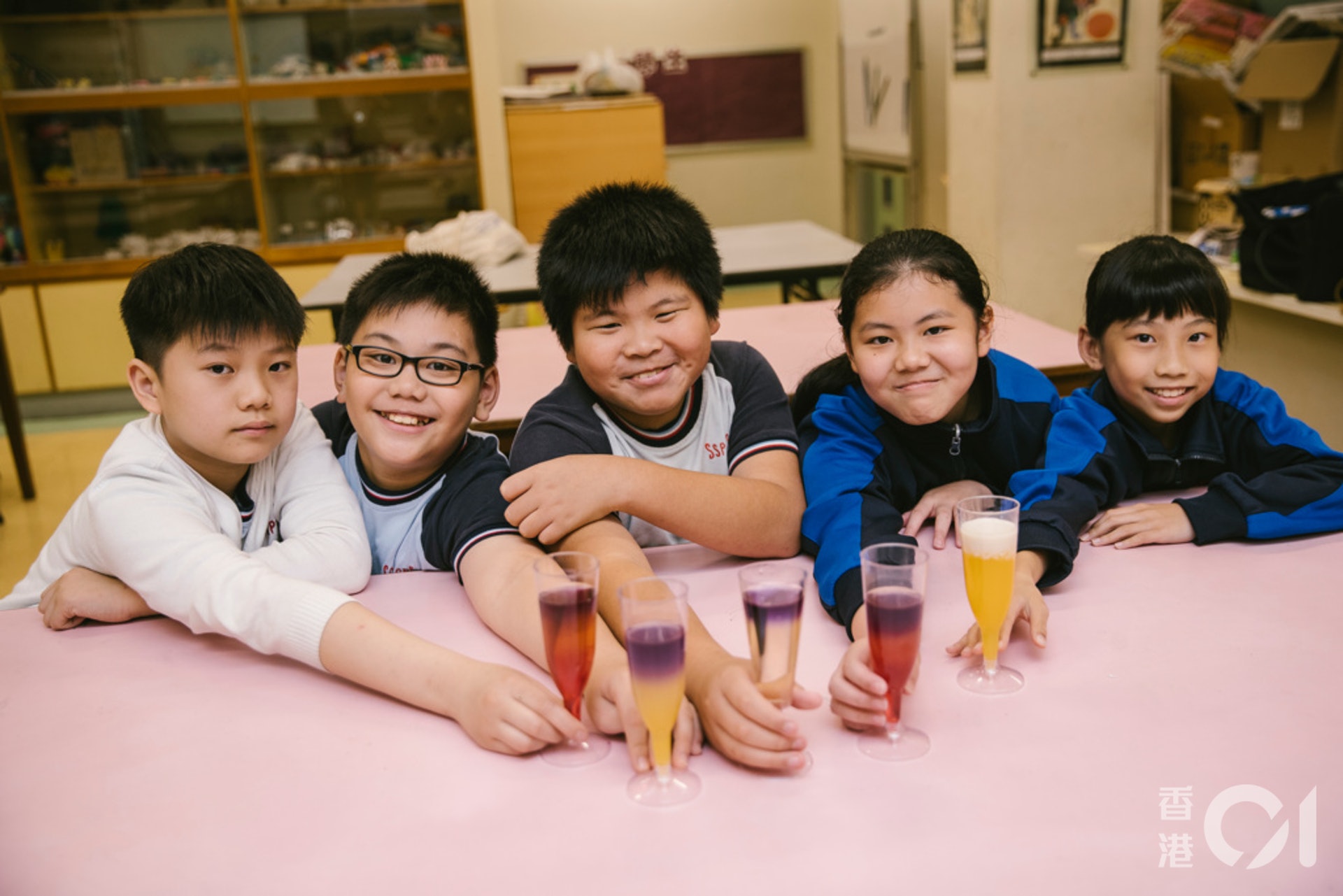 (左起:周旻熹、葉寶星、許梓浩、余嘉慧、何穎蓁) (左起:周旻熹、葉寶星、許梓浩、余嘉慧、何穎蓁)