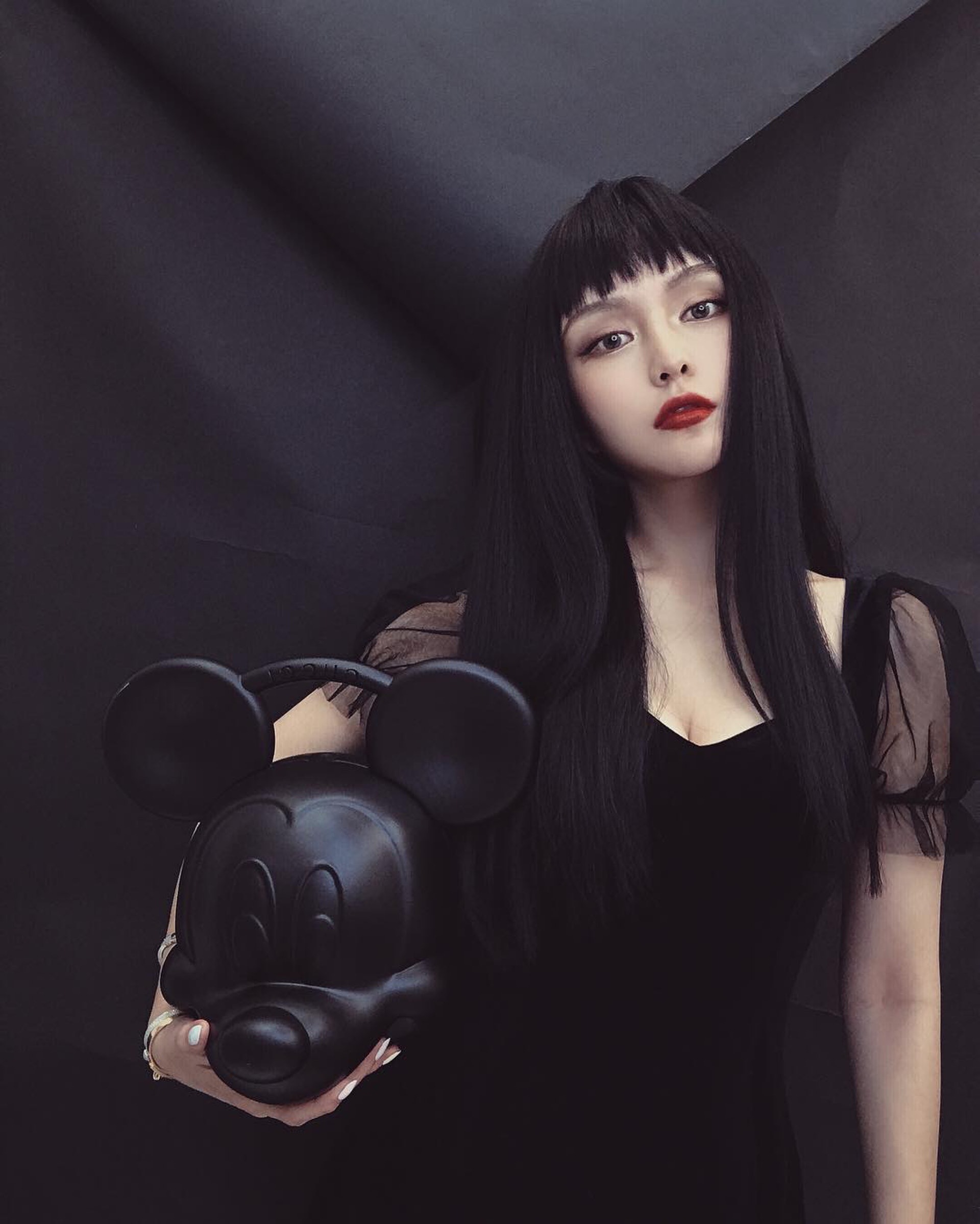 周揚青曾cosplay扮川上富江。(IG/@gracechowwwww) 周揚青曾cosplay扮川上富江。(IG/@gracechowwwww)