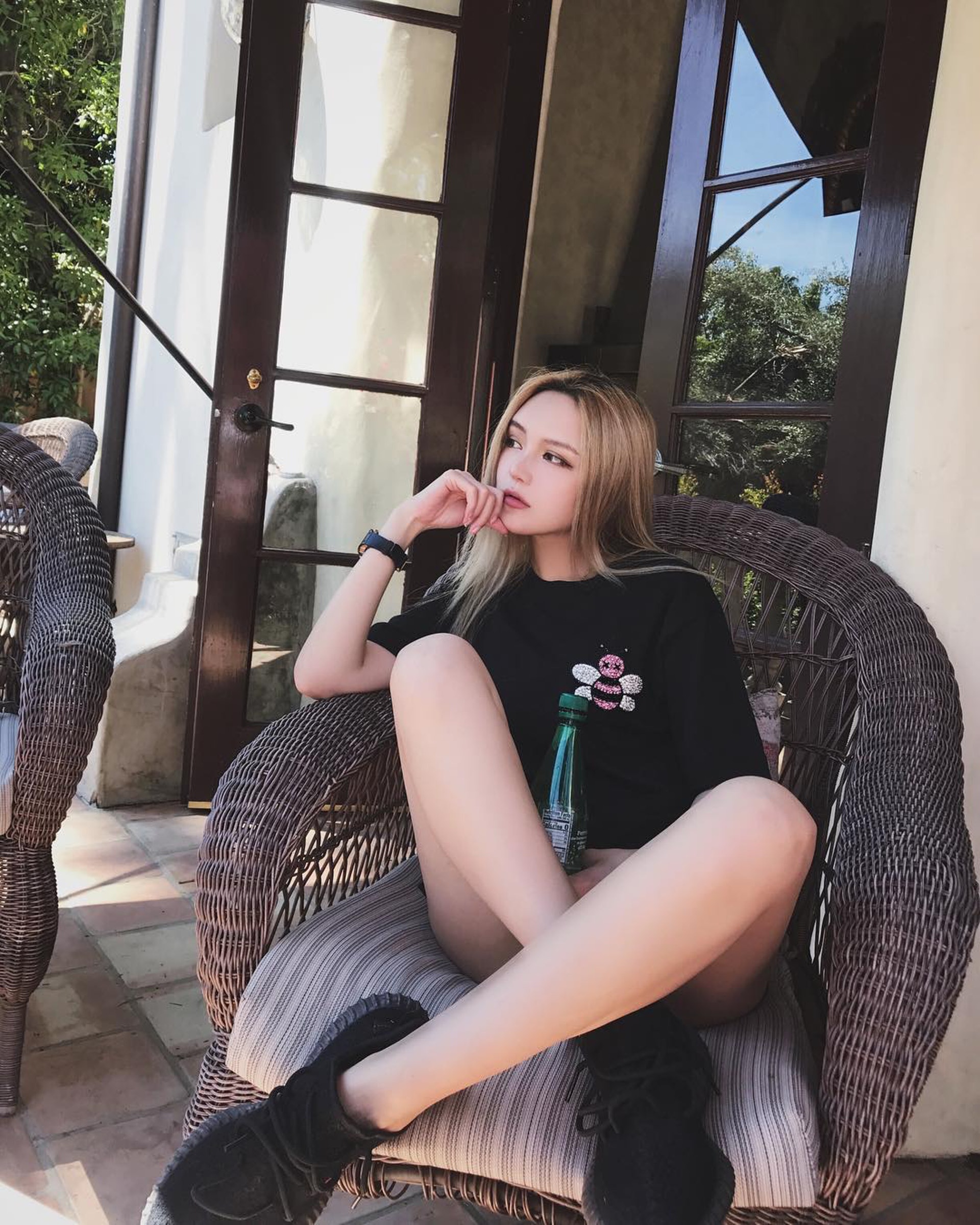 一雙長腿!(IG/@gracechowwwww) 一雙長腿!(IG/@gracechowwwww)