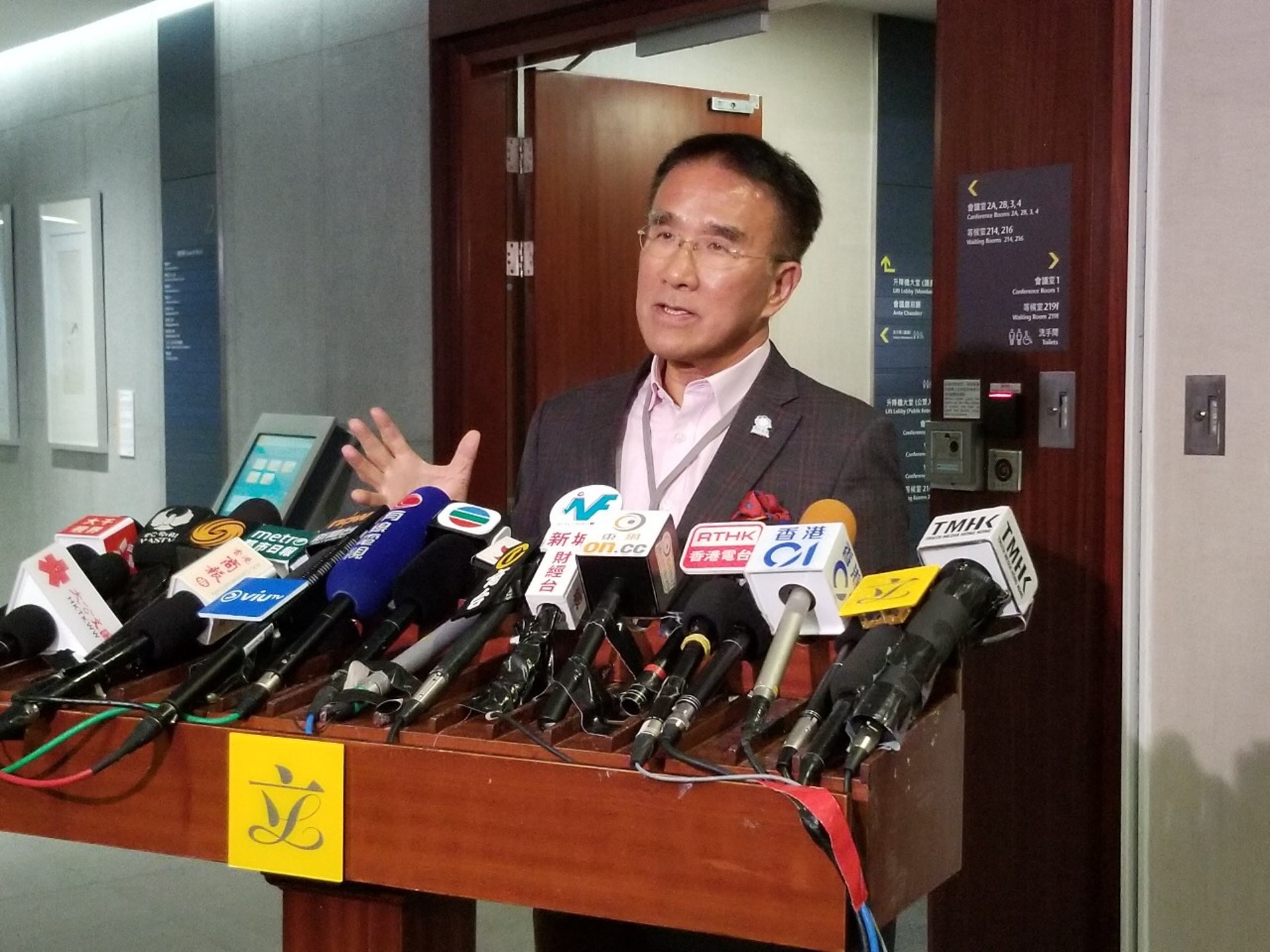 田北辰提出的「港人港審」亦遭鄭若驊反對。(李奕鳴攝) 田北辰提出的「港人港審」亦遭鄭若驊反對。(李奕鳴攝)