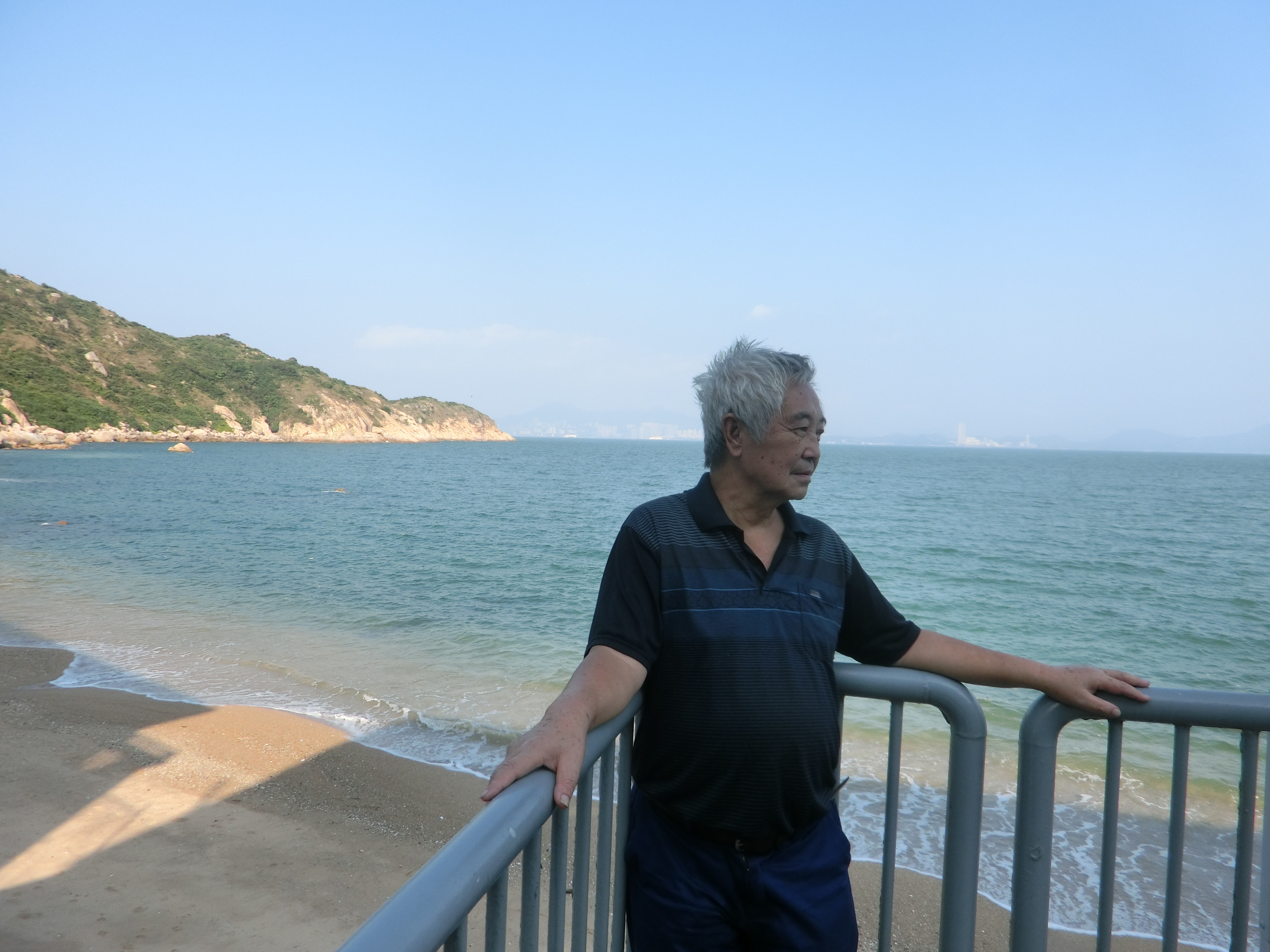 長洲覆核王信有公義　十年來入稟廿次　挑戰鉛水事件、梁振英宣誓
