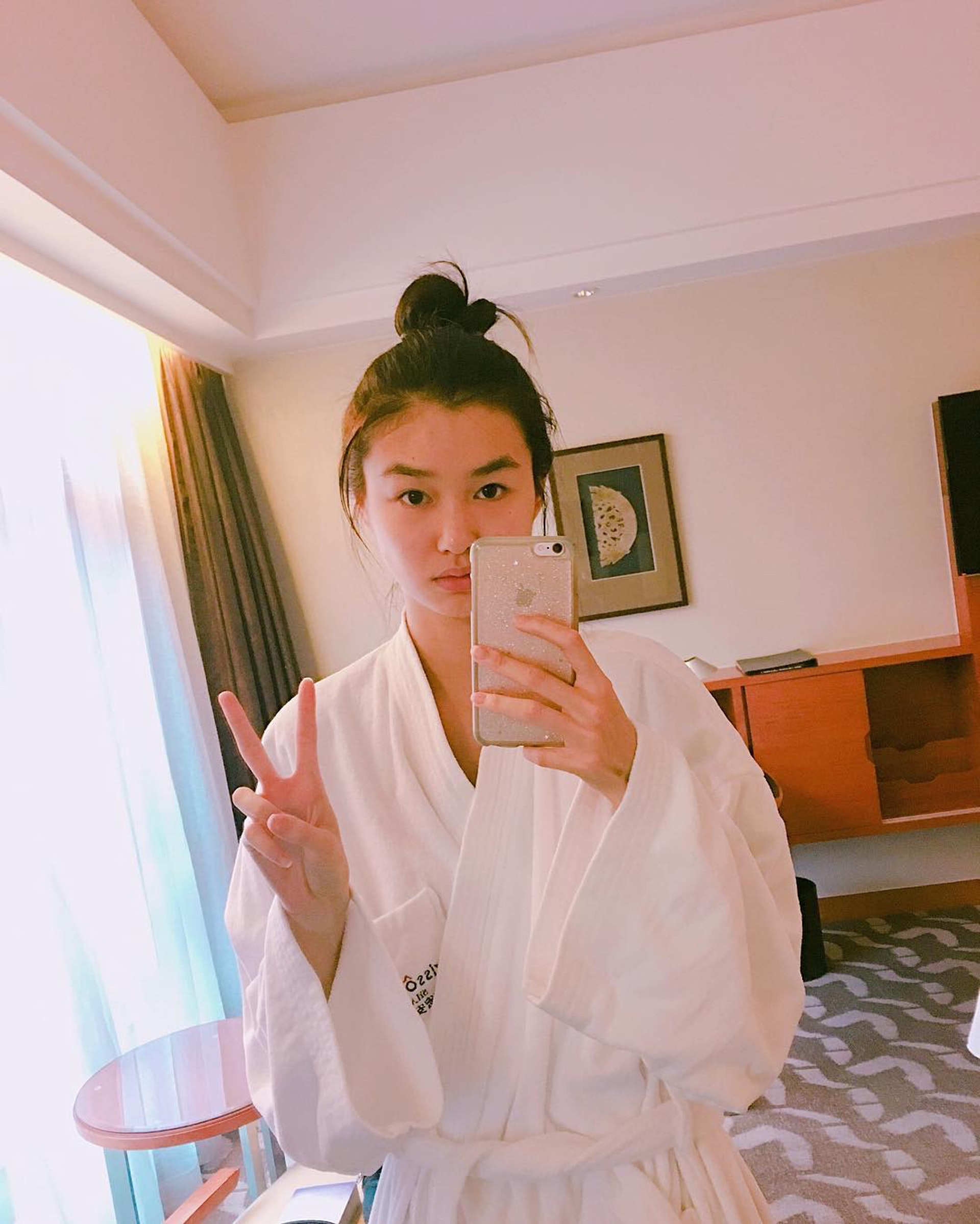 素顏一樣掂,可說是天生麗質。(IG@chen_estelle) 素顏一樣掂,可說是天生麗質。(IG@chen_estelle)