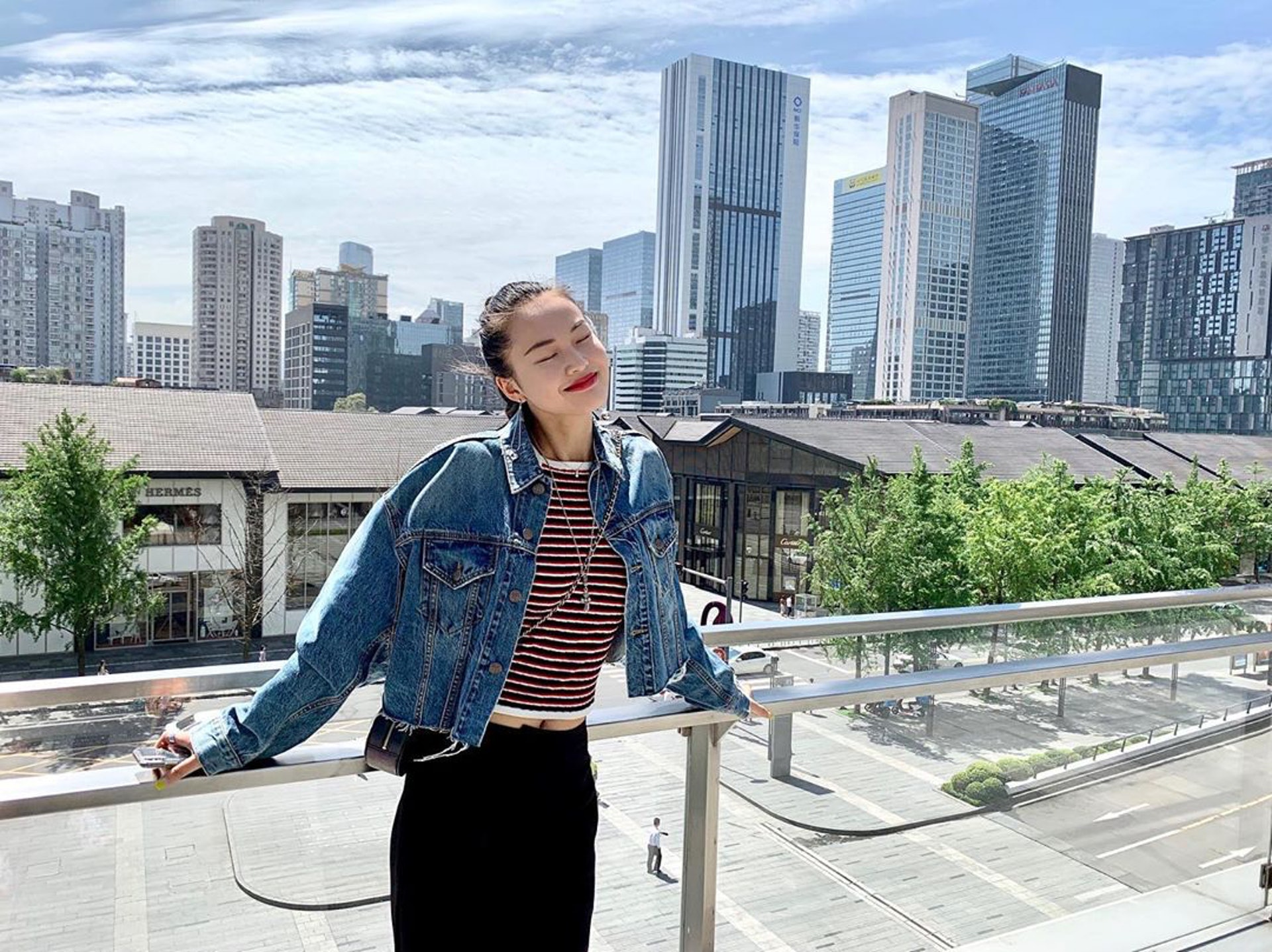 少女的美態,總是讓男士著迷。(IG@xinxiexx) 少女的美態,總是讓男士著迷。(IG@xinxiexx)