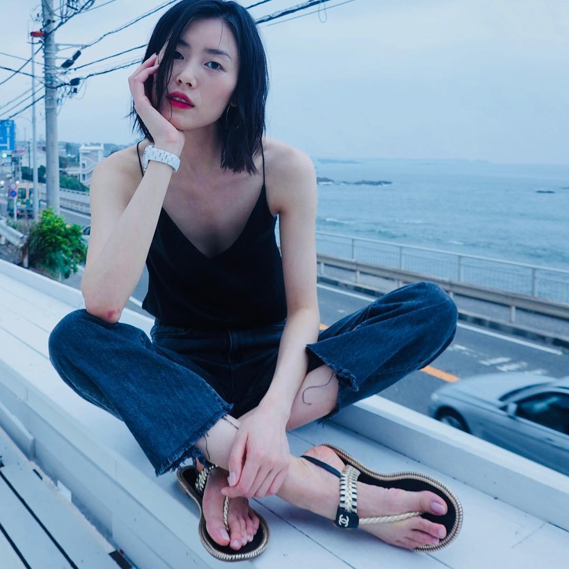 劉雯一臉剛強味,卻又不失魅力。(IG@liuwenlw) 劉雯一臉剛強味,卻又不失魅力。(IG@liuwenlw)