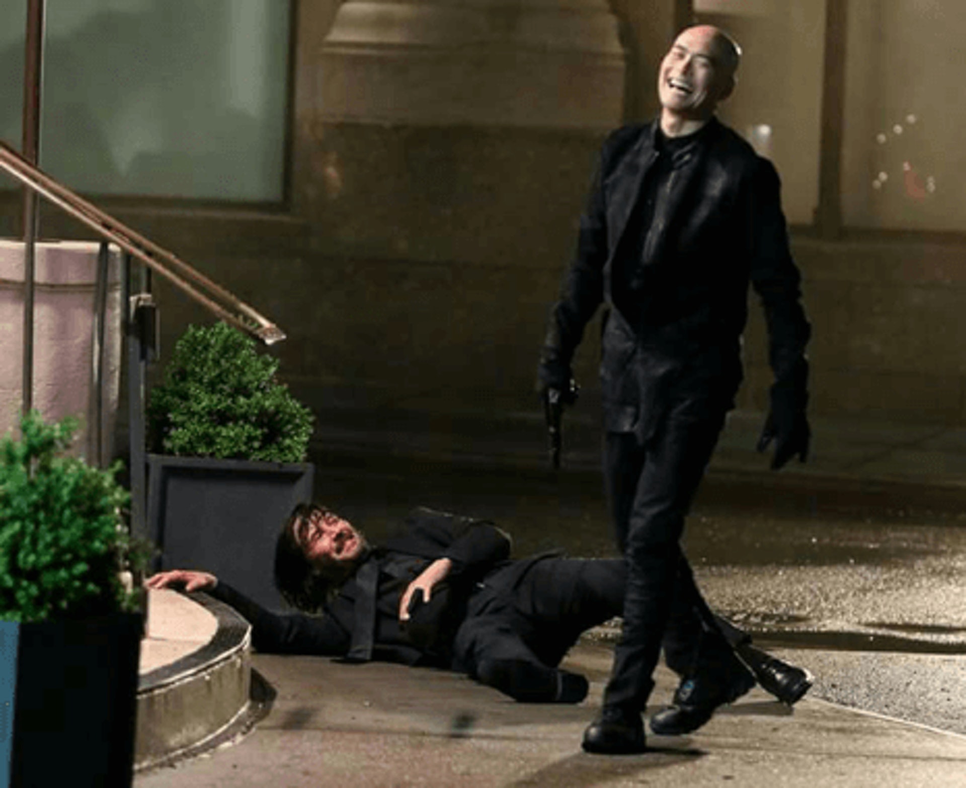 其實Mark Dacascos可是個愛開玩笑的傢伙。(《殺神John Wick 3》花絮) 其實Mark Dacascos可是個愛開玩笑的傢伙。(《殺神John Wick 3》花絮)