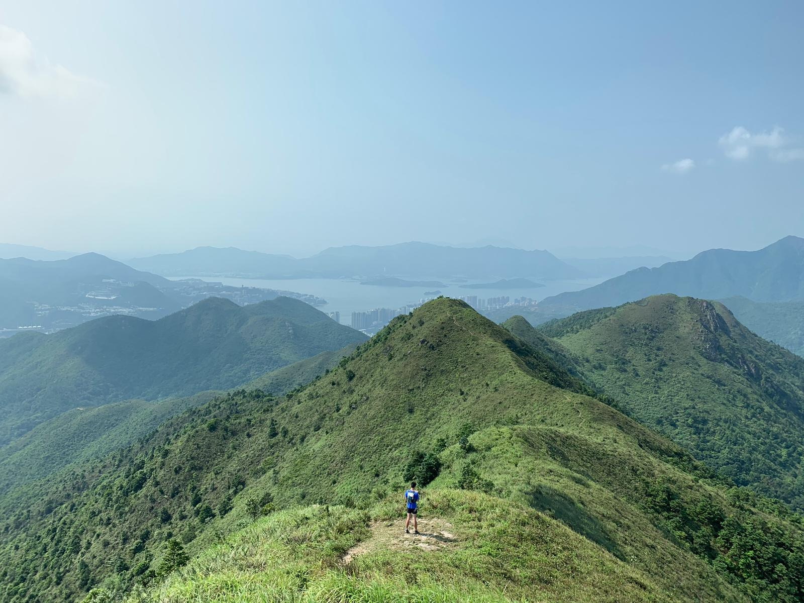 【黃牛山行山路線】做足準備探尋石天窗　享受馬鞍山西貢海景