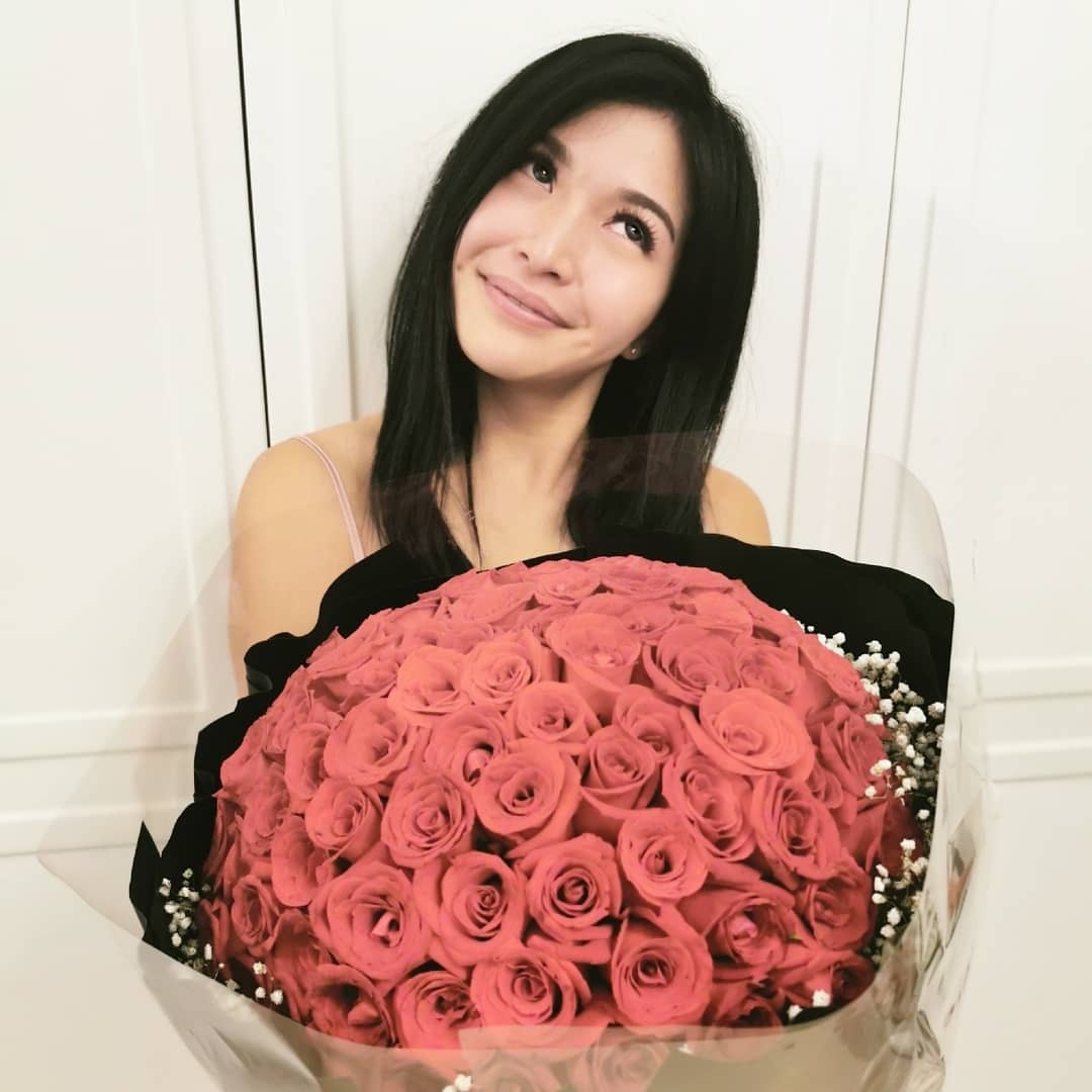 單是這一束玫瑰而令女仕羡慕。（IG:vthechan)