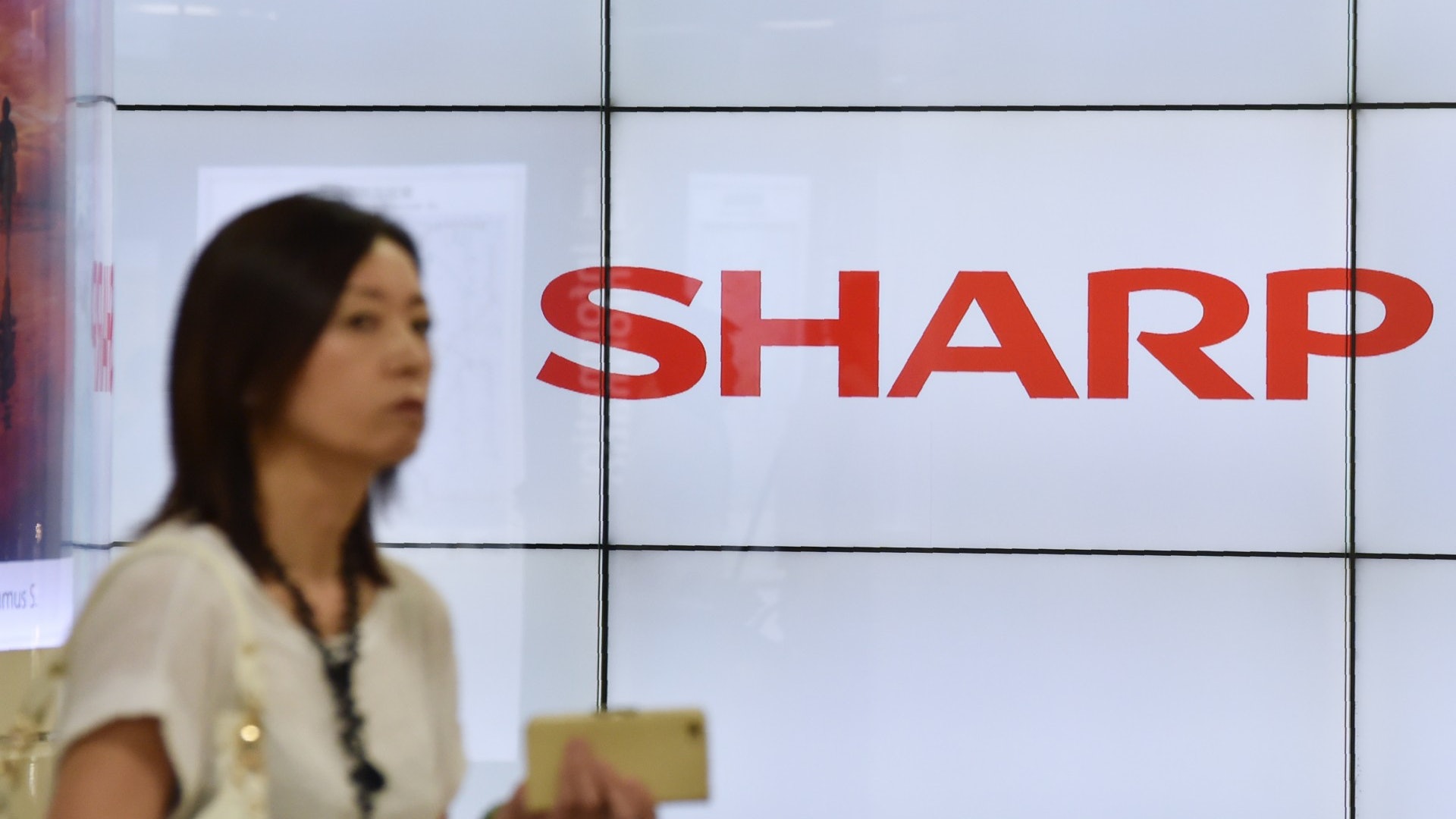 【華為被禁】Sharp調查向華為供貨是否抵觸美禁運措施 【華為被禁】Sharp調查向華為供貨是否抵觸美禁運措施