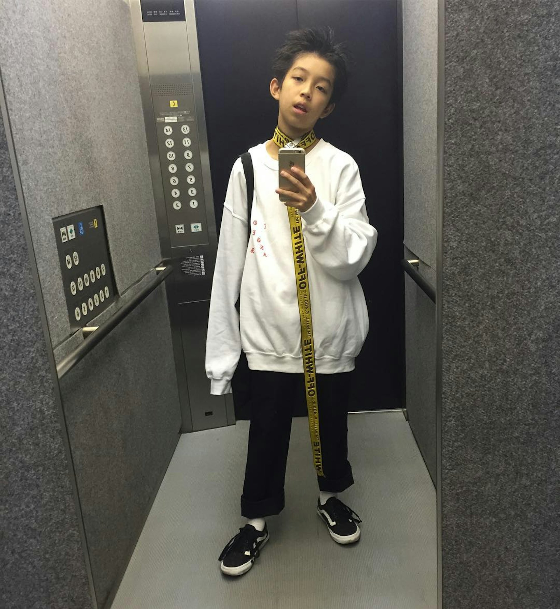 Yoshi的#ootd(IG@yoshi.226) Yoshi的#ootd(IG@yoshi.226)