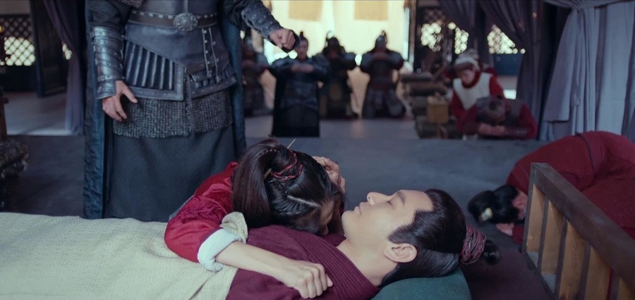 黃曉明飾演的蕭平章在劇集中段便死去，當時令不少觀眾內心「乸住乸住」，已證明了大家對角色的喜愛（《琅琊榜之風起長林》劇照截圖）