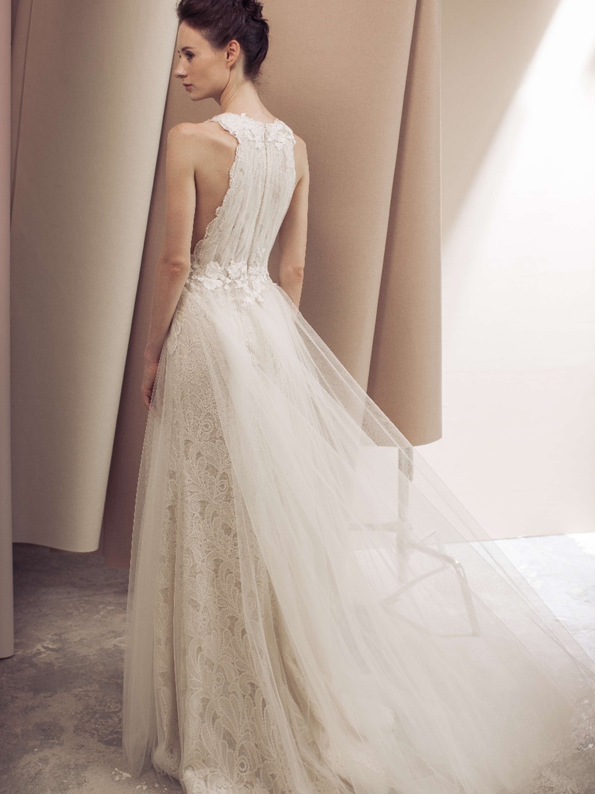 定價暫時尚未公開。(Designer Bridal Room官網)