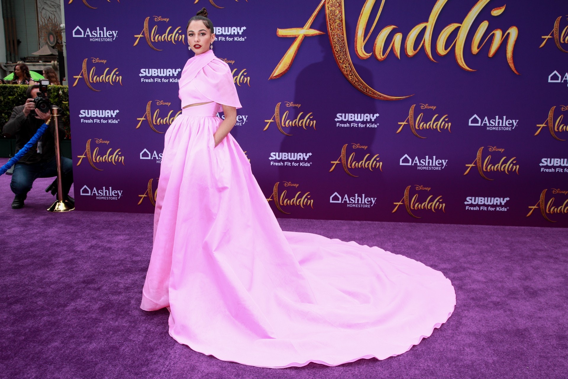 Naomi Scott 有著印度血統,把茉莉公主演繹得靈氣逼人(Getty Images) Naomi Scott 有著印度血統,把茉莉公主演繹得靈氣逼人(Getty Images)