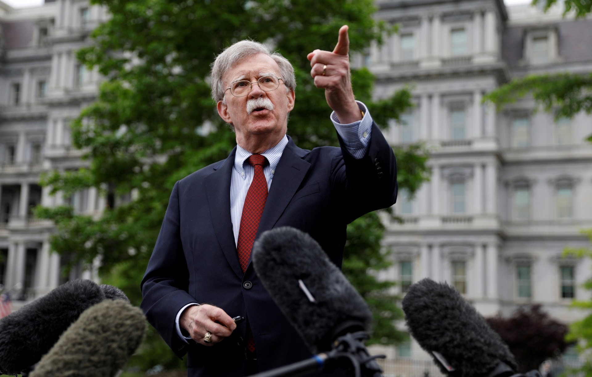 周三（29日）美國國家安全顧問博爾頓（John Bolton）表示,幾乎可以確認伊朗就是富查伊拉港油船遇襲事件的幕後黑手。（路透社）