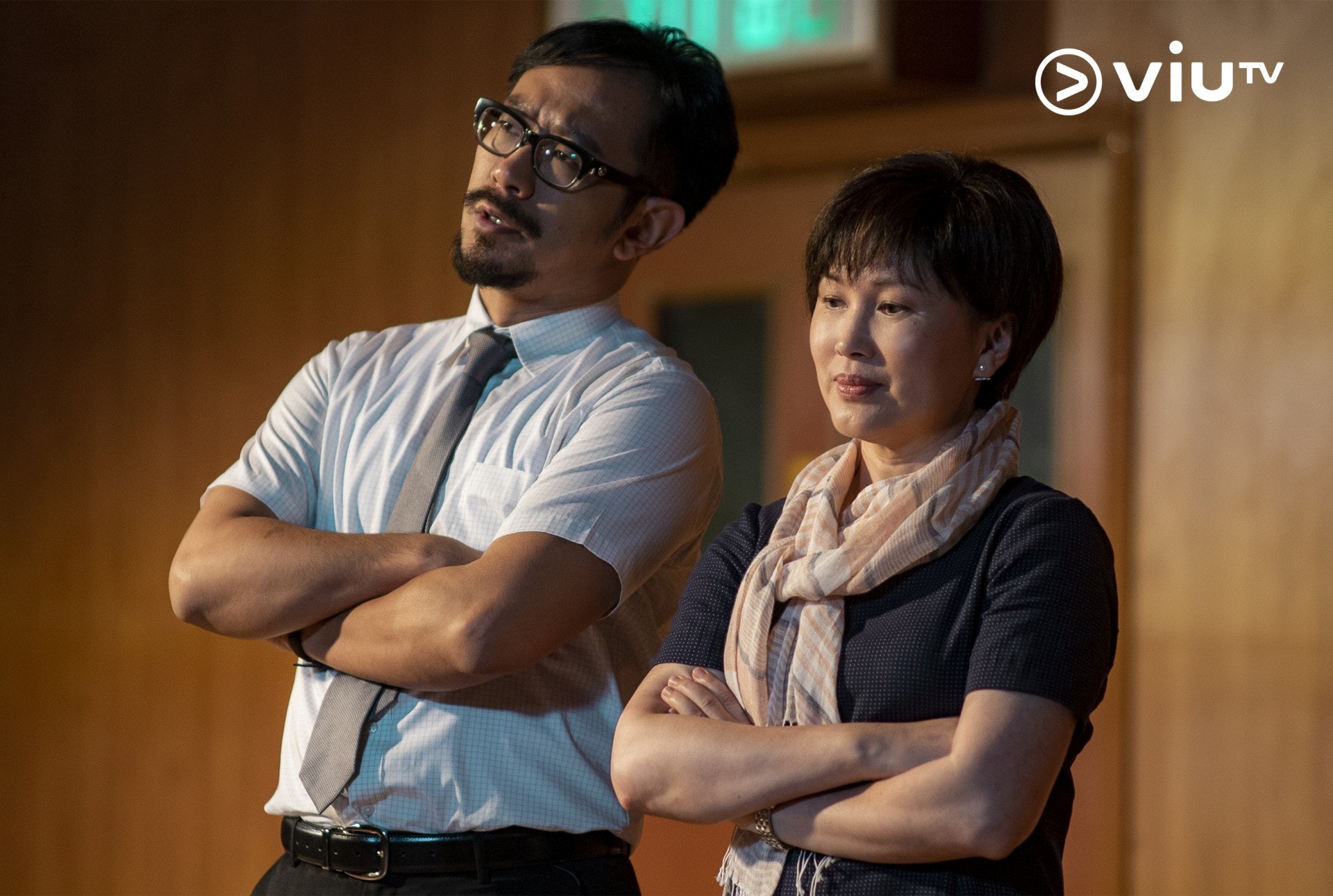 「梁Sir」朱栢謙與「林副校」陳秀雯是戰友?(《教束》劇照)