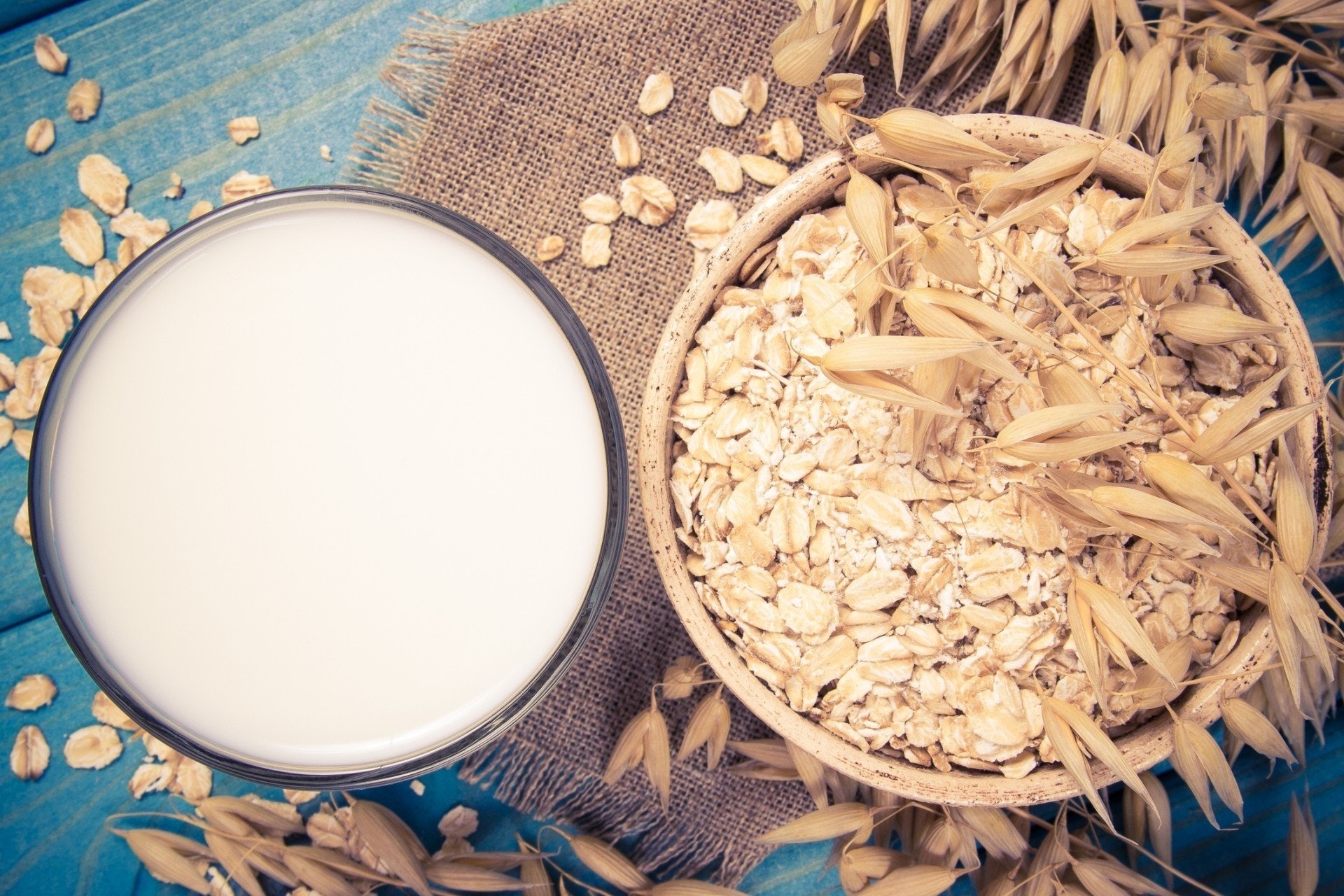 Oat Milk(燕麥奶)已經成為2018年Pinterest上最熱門的食品關鍵詞之一,搜索量高達驚人的 186% 。(Gettyimages/視覺中國) Oat Milk(燕麥奶)已經成為2018年Pinterest上最熱門的食品關鍵詞之一,搜索量高達驚人的 186% 。(Gettyimages/視覺中國)