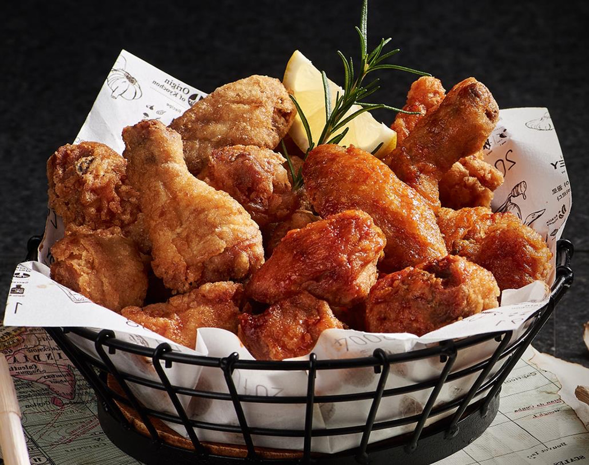 橋村炸雞已成為不少人遊韓的必食清單之一。(圖片來源:橋村炸雞官網) 韓國炸雞