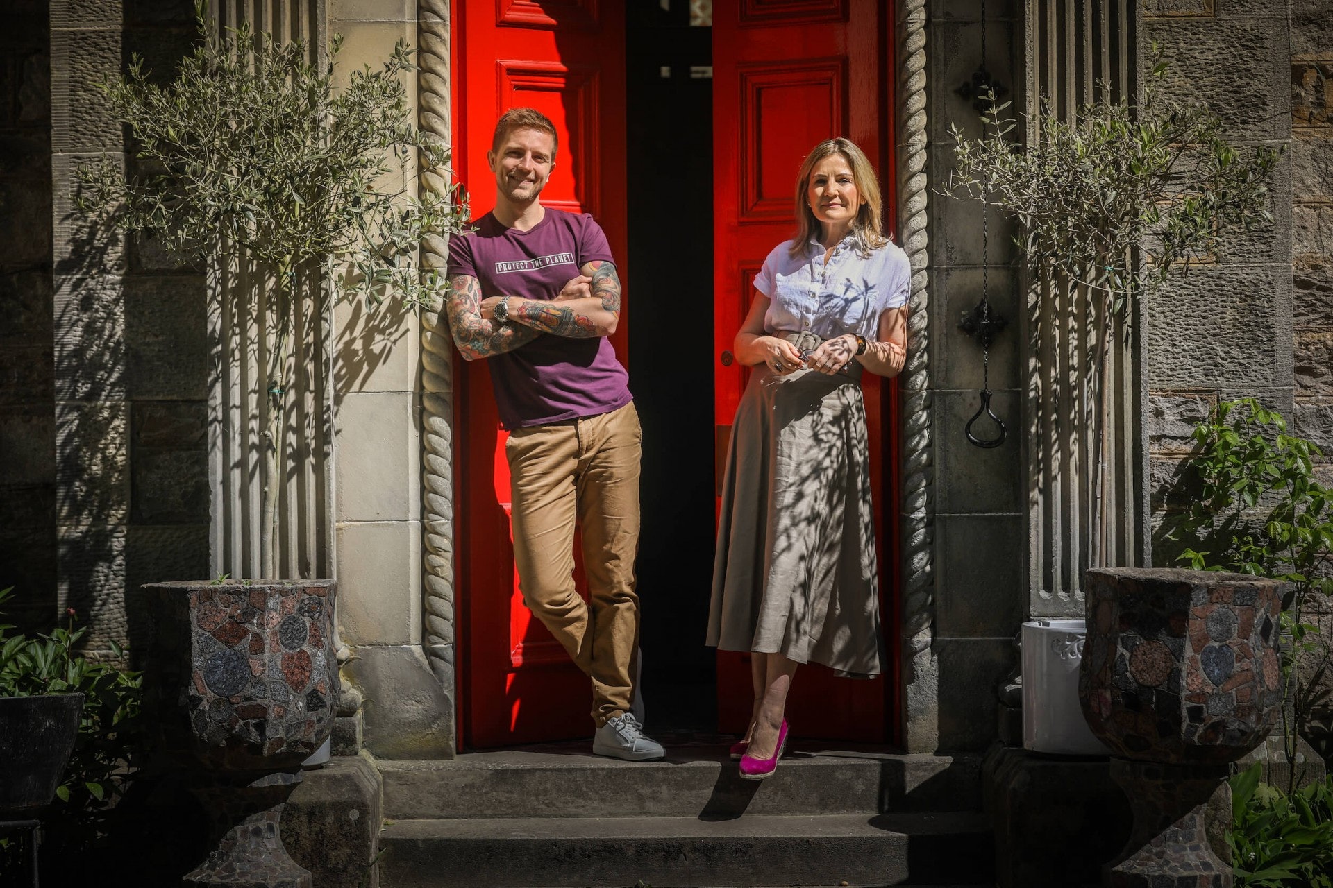 兩位老闆,Jack (圖左)和Sandra (圖右)指出,想透過開素酒店令人有新的素體驗,酒店於6月15日正式開幕。(圖片來源:Saorsa 1875) 兩位老闆,Jack (圖左)和Sandra (圖右)指出,想透過開素酒店令人有新的素體驗,酒店於6月15日正式開幕。(圖片來源:Saorsa 1875)