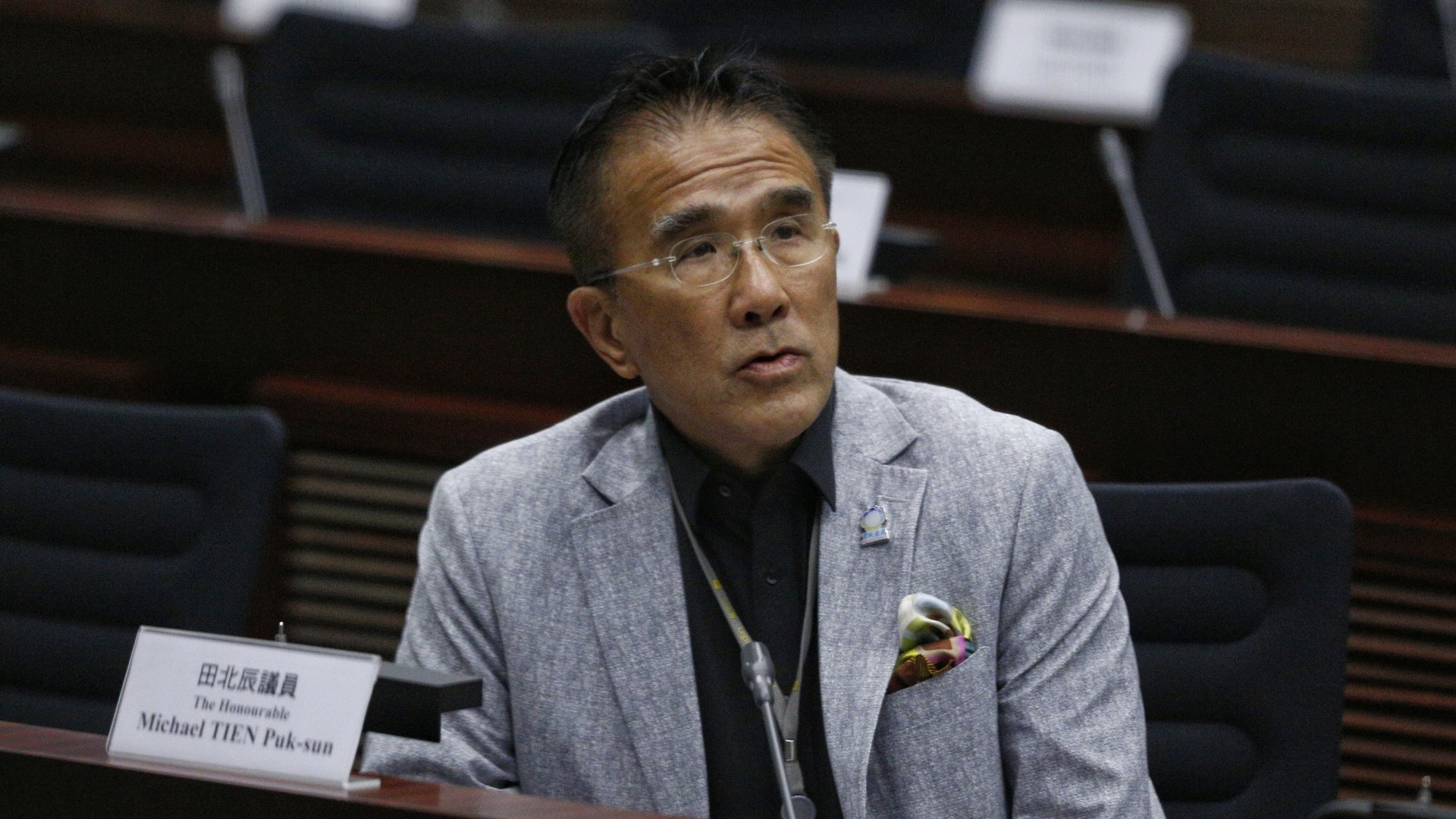 【逃犯條例】傳林鄭今見建制交代暫緩 田北辰、鍾國斌未收通知 【逃犯條例】傳林鄭今見建制交代暫緩 田北辰、鍾國斌未收通知