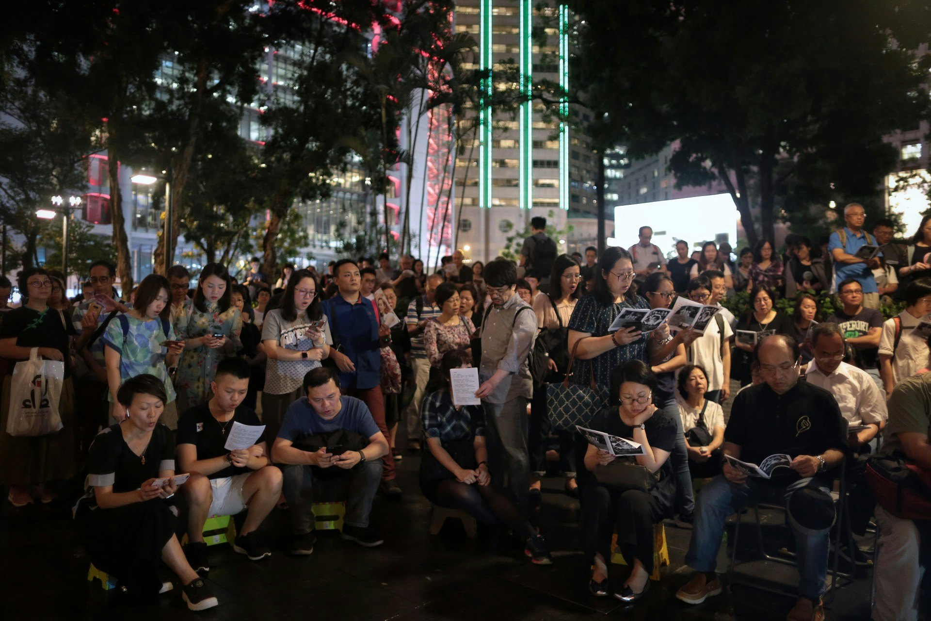 夏志誠舉辦「免於恐懼的自由」祈禱會,會上他表達對政府處理《逃犯條例》修訂的不滿。(李澤彤攝) 夏志誠舉辦「免於恐懼的自由」祈禱會,會上他表達對政府處理《逃犯條例》修訂的不滿。(李澤彤攝)