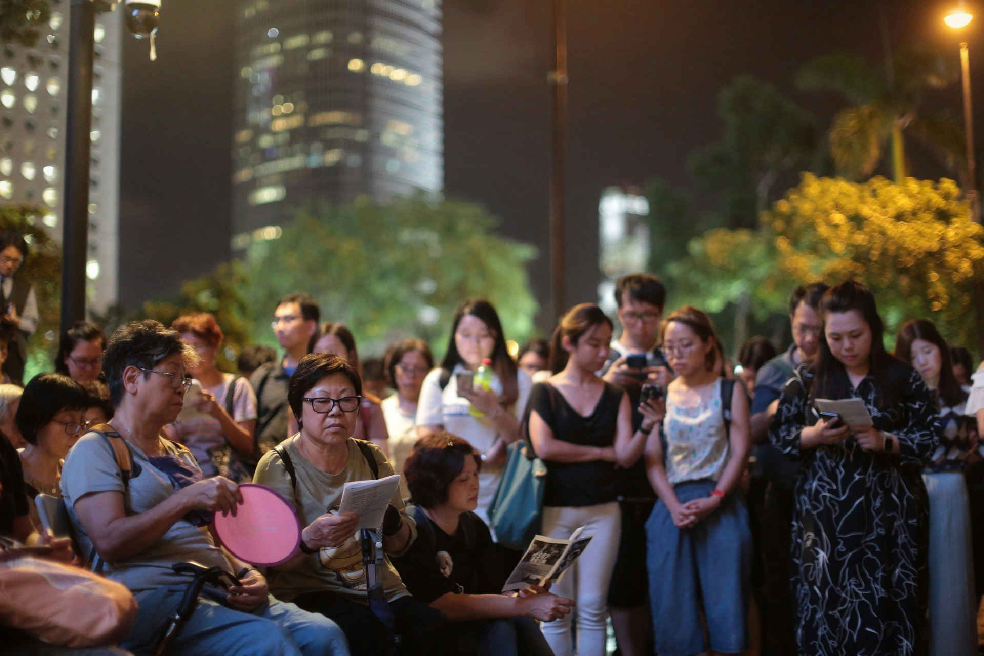夏志誠舉辦「免於恐懼的自由」祈禱會,會上他表達對政府處理《逃犯條例》修訂的不滿。(李澤彤攝) 夏志誠舉辦「免於恐懼的自由」祈禱會,會上他表達對政府處理《逃犯條例》修訂的不滿。(李澤彤攝)