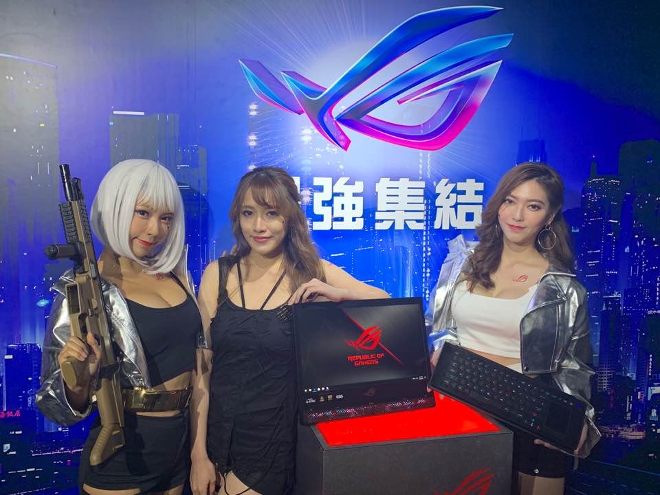 ASUS ROG Mothership 電競價格驚人　可拆分鍵盤設計滿分！