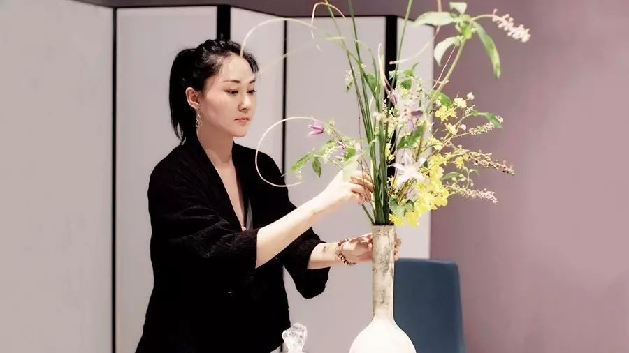 植物佈置 為這七個空間添藝術感花藝師 玻璃器皿視覺更清涼 香港01 知性女生