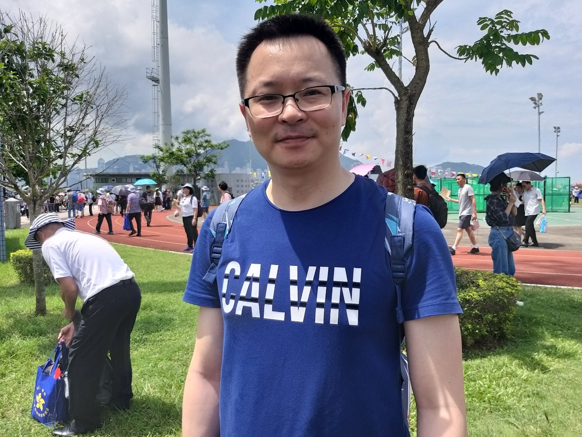 來自深圳的黃先生表示解放軍很厲害,香港朋友不用擔心。(王珮殷攝) 來自深圳的黃先生表示解放軍很厲害,香港朋友不用擔心。(王珮殷攝)