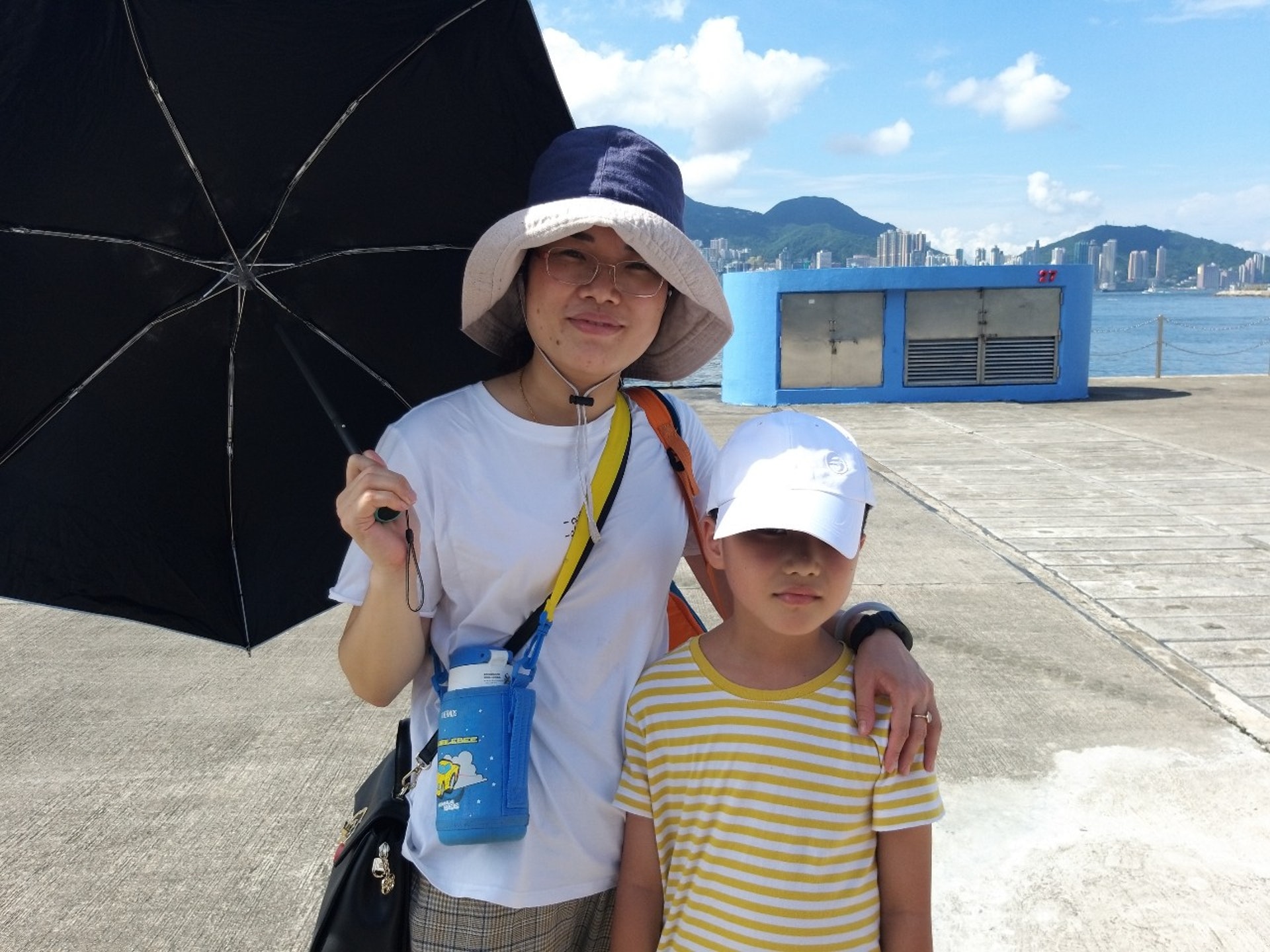 來自深圳的張小姐覺得展示沒有什麼特別。(王珮殷攝) 來自深圳的張小姐覺得展示沒有什麼特別。(王珮殷攝)