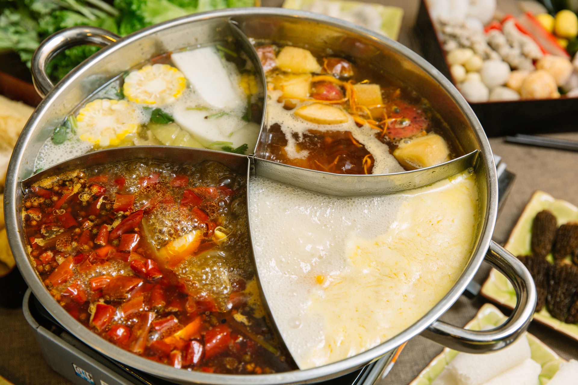 素食火鍋精選 素肉骨茶本地水耕菜40款菇蔬任食 香港01 教煮 素食火鍋精選 素肉骨茶本地水耕菜40款菇蔬任食 香港01 教煮