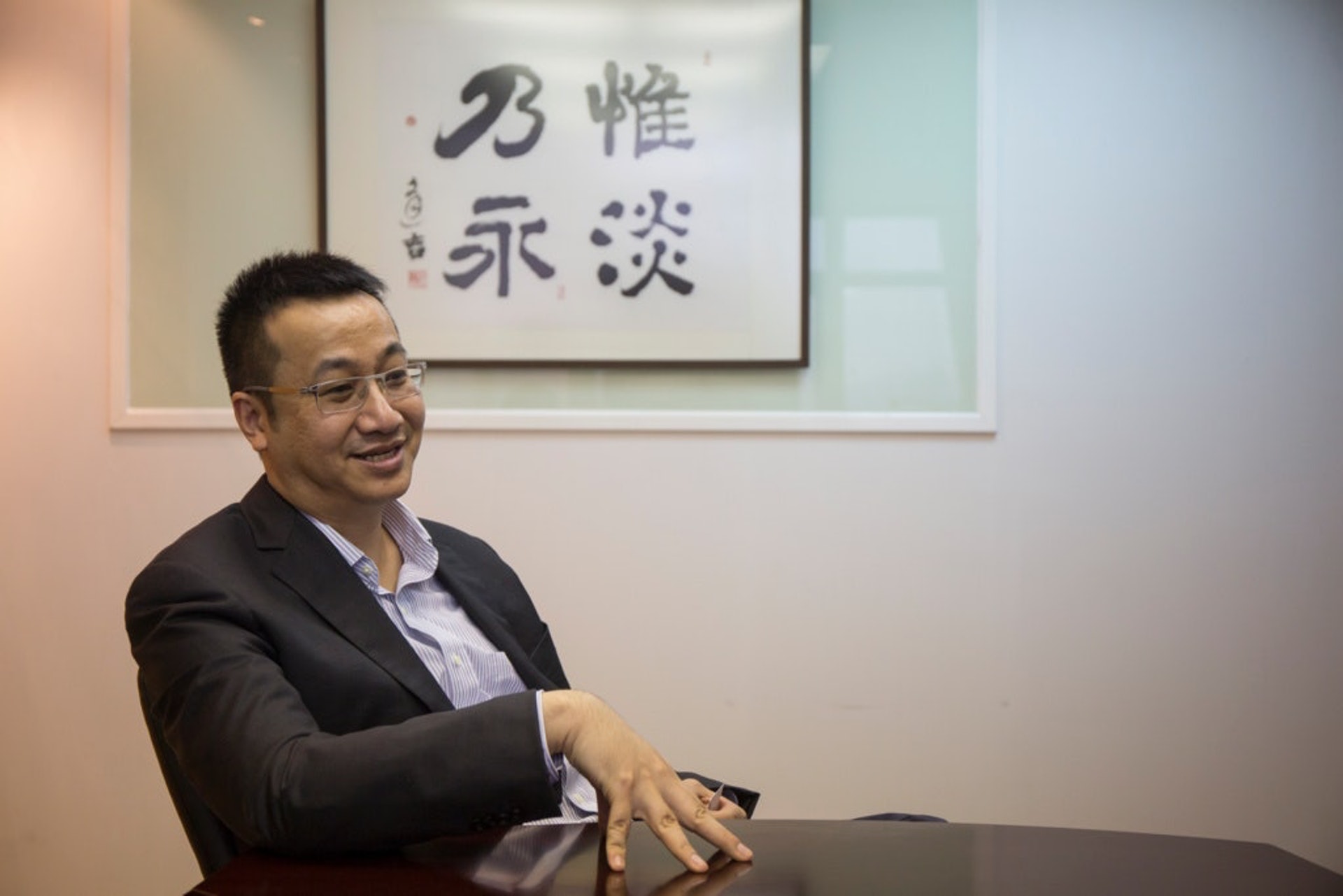 豐盛金融資產管理董事黃國英表示,巴郡手持超過萬億元現金並非壞事,只是。(張浩維攝) 豐盛金融資產管理董事黃國英表示,巴郡手持超過萬億元現金並非壞事,只是。(張浩維攝)