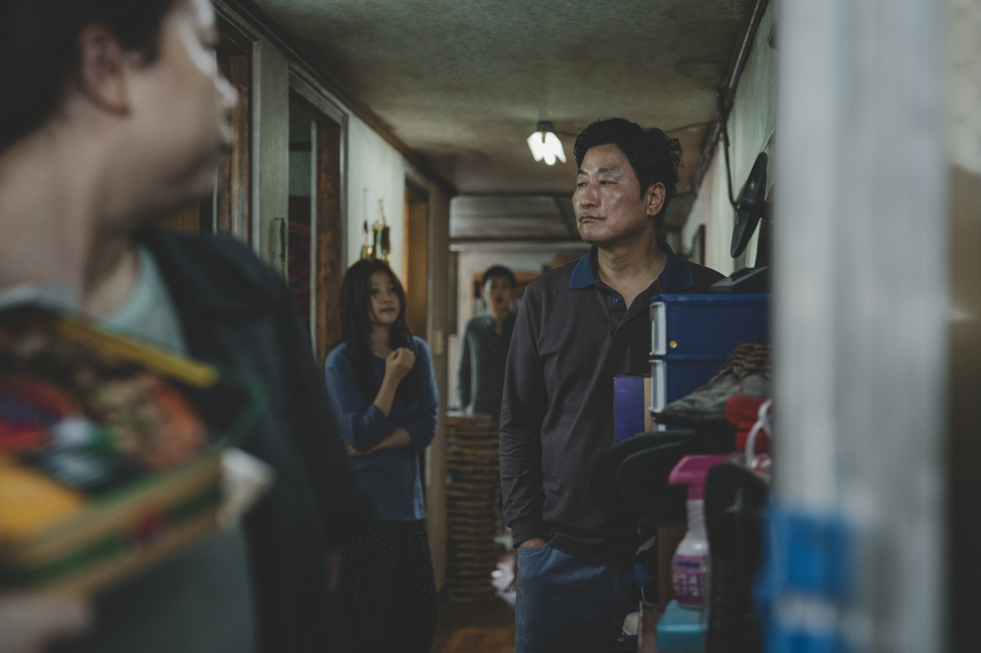 有影迷視宋康昊為《上流寄生族》的靈魂人物。(《上流寄生族》劇照) 有影迷視宋康昊為《上流寄生族》的靈魂人物。(《上流寄生族》劇照)