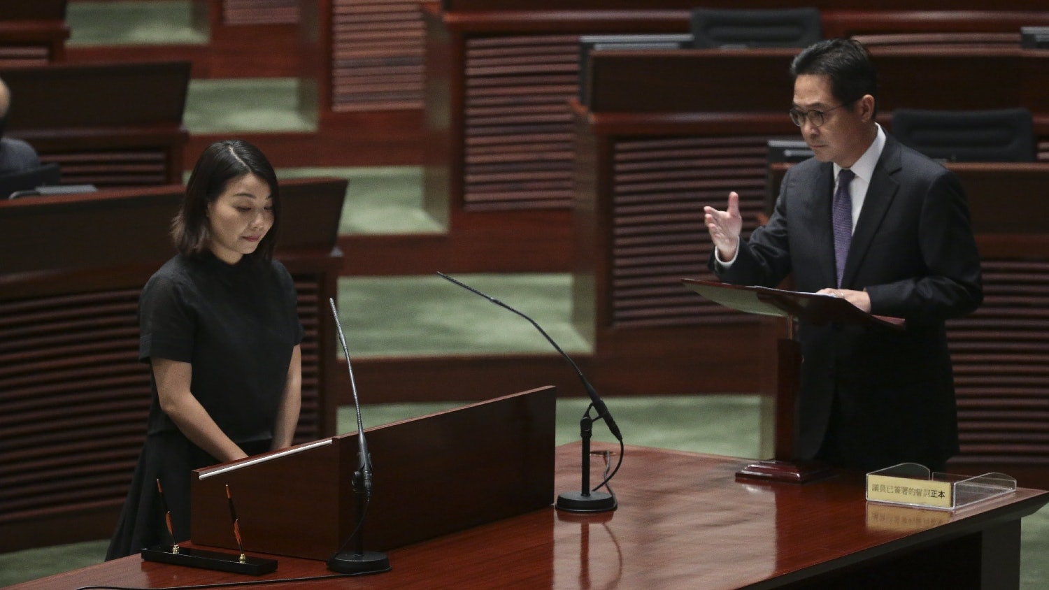 【宣誓風波】律政司或覆核宣誓 劉小麗:特首選舉工程一部份 【宣誓風波】律政司或覆核宣誓 劉小麗:特首選舉工程一部份