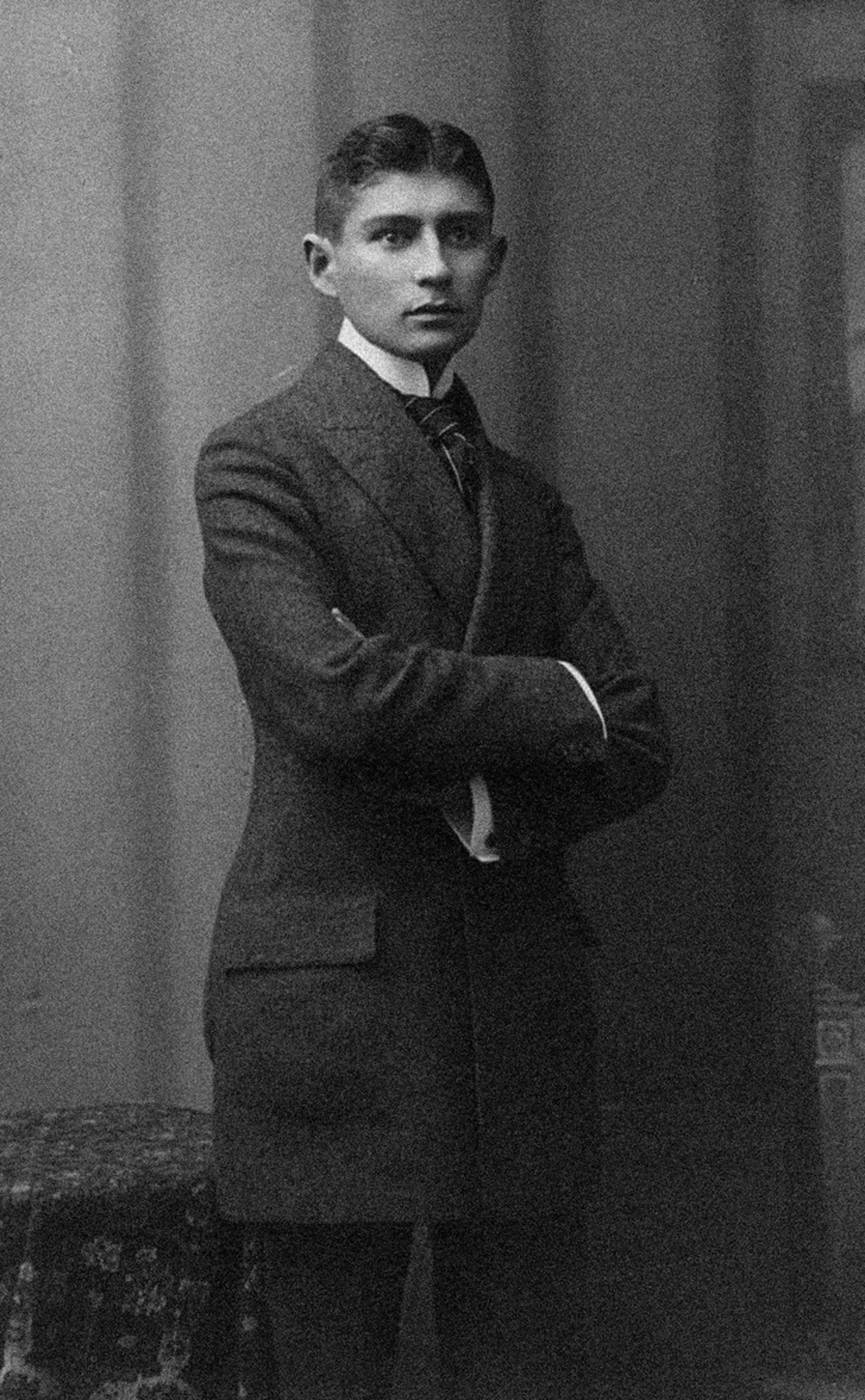 法蘭茲・卡夫卡(Franz Kafka) 法蘭茲・卡夫卡(Franz Kafka)
