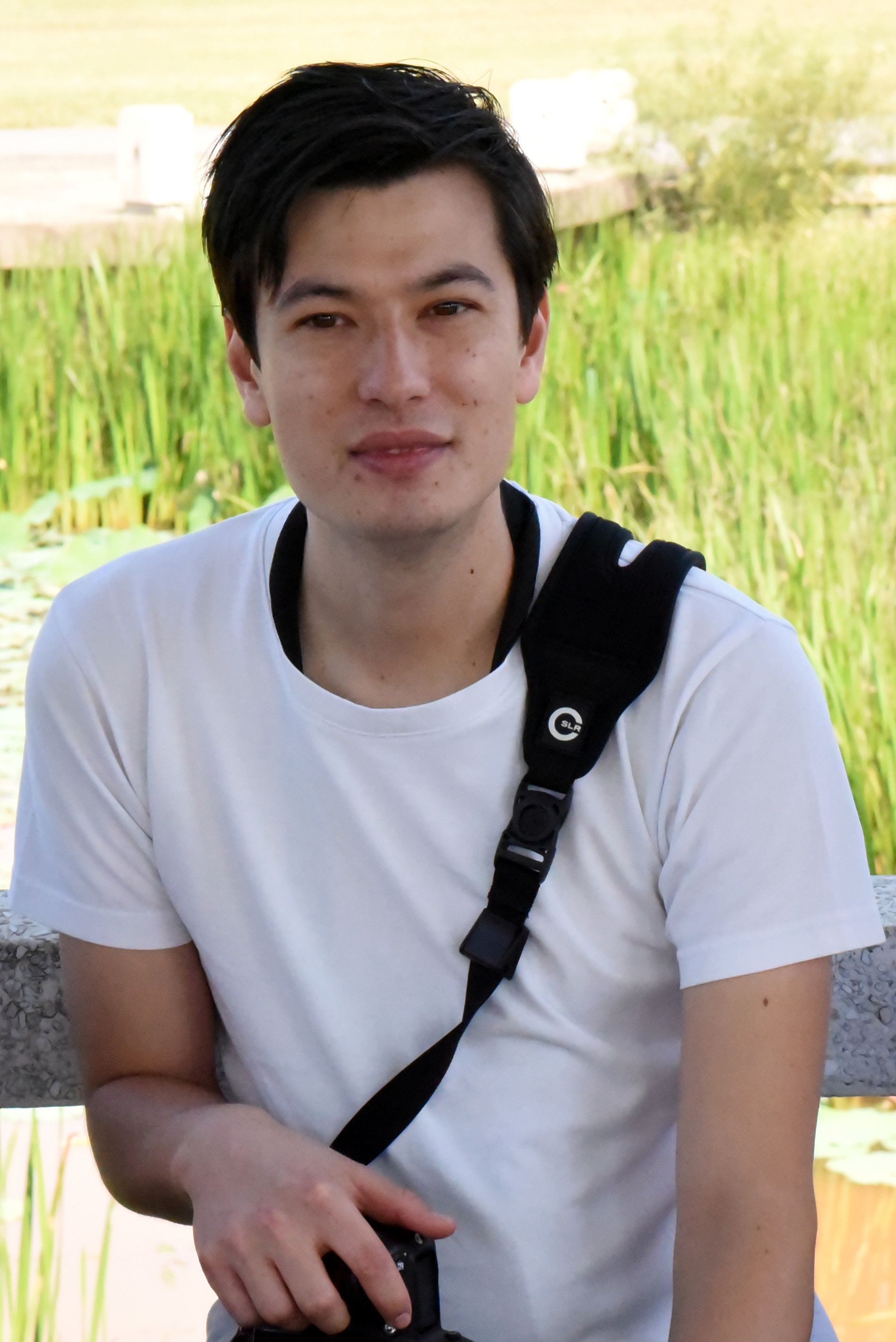 29歲的西格利2018年於澳洲國立大學（Australian National University）畢業，主要研究朝鮮文宣，之後前往金日成綜合大學修讀朝鮮文學碩士學位。（路透社）