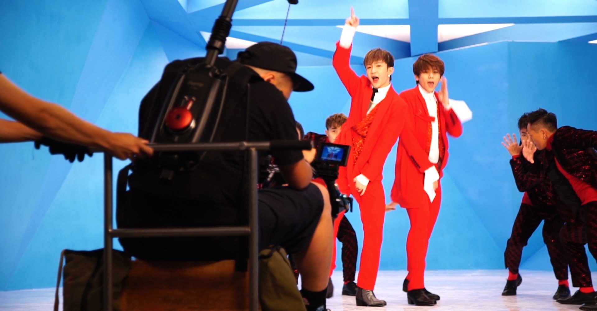 邊個跳得好啲? 邊個跳得好啲?