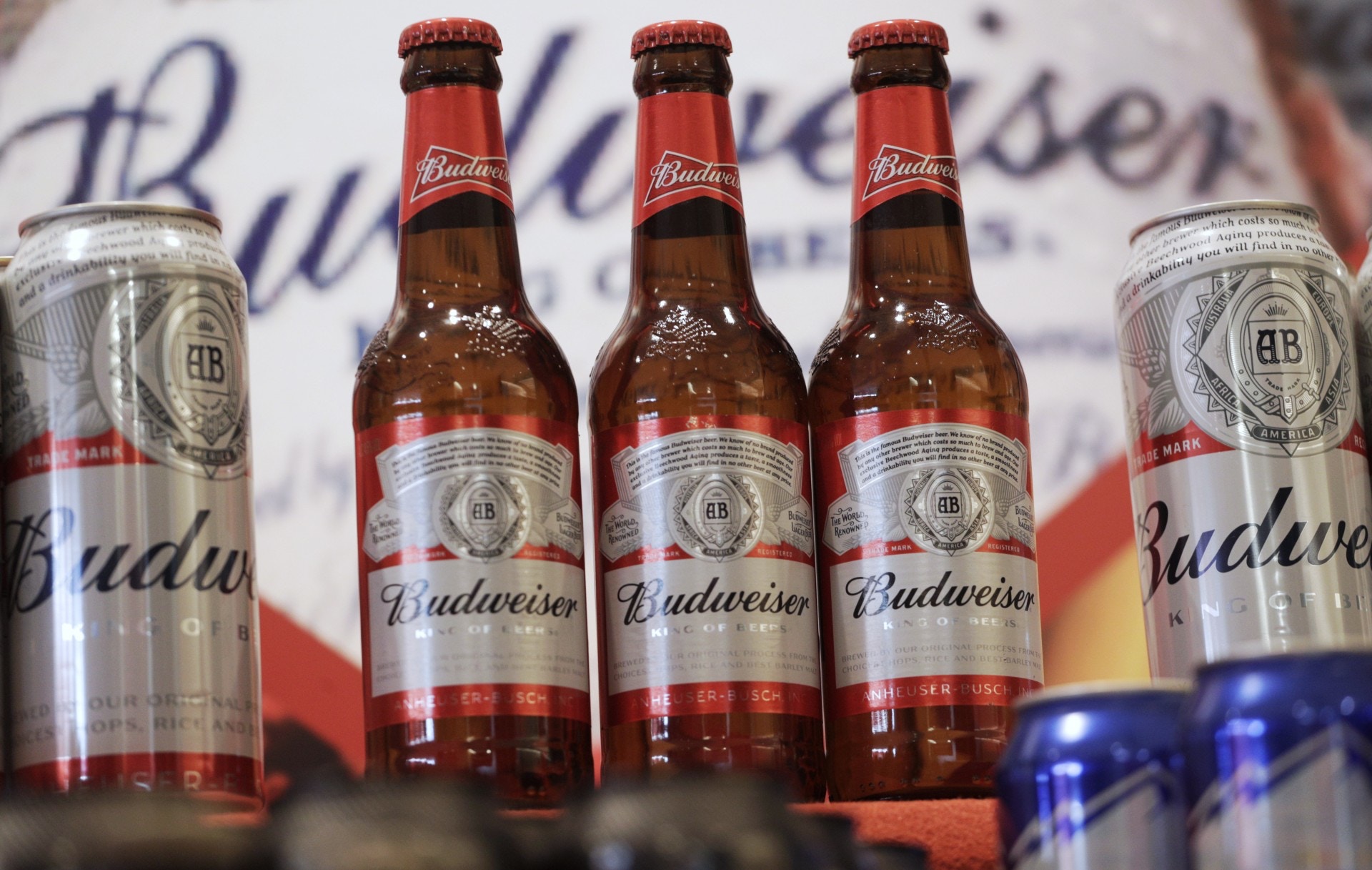 抽定唔抽】百威亞太解構從估值和前景睇清「啤酒股王」