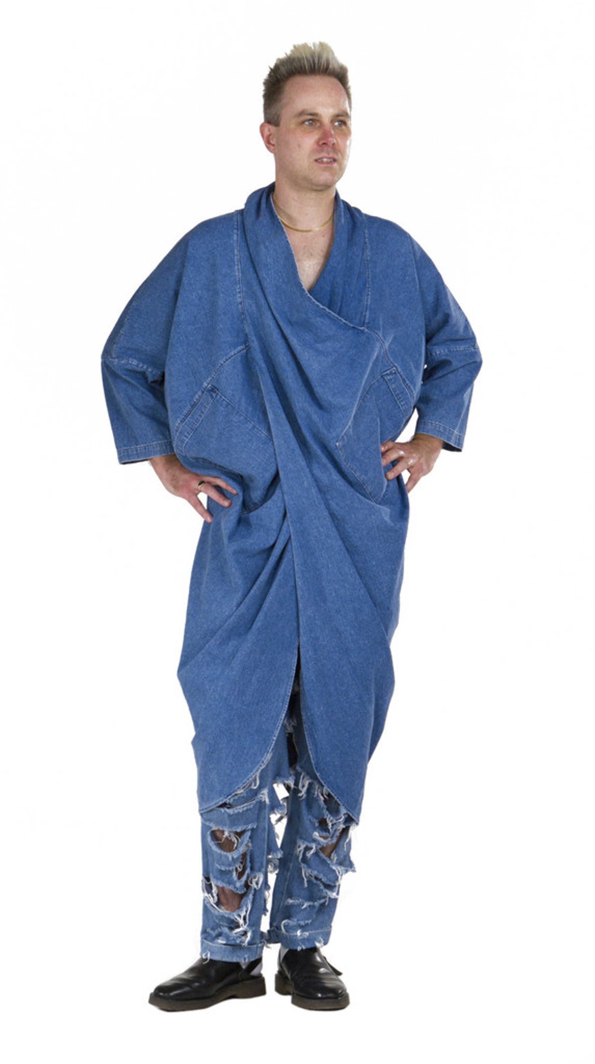 69us將解構主義融入於牛仔褲設計中。(網上圖片) 69us將解構主義融入於牛仔褲設計中。(網上圖片)