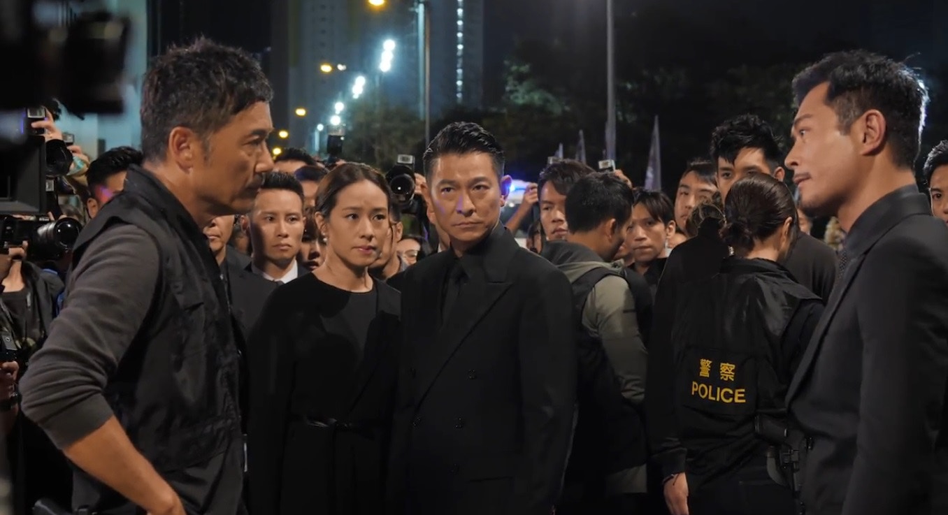 《掃毒2》除了兩位對決，還有飾演警察的苗僑偉在二人之間周旋。（影片截圖）