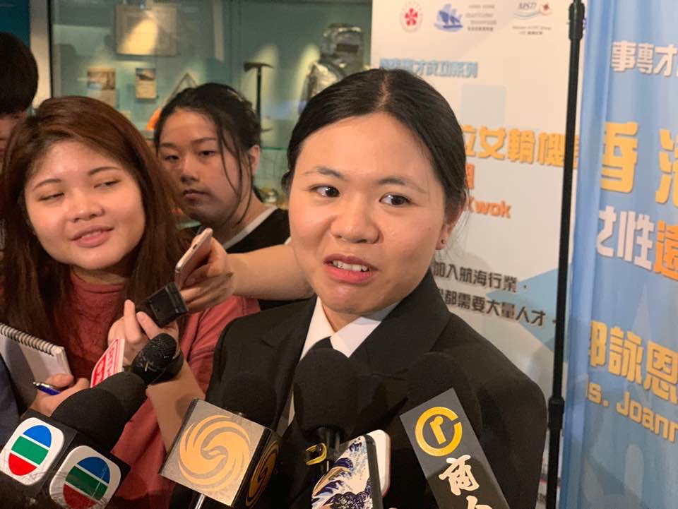 港誕首位女遠洋船輪機長曾被男船員看低 做到嘢就可得認同