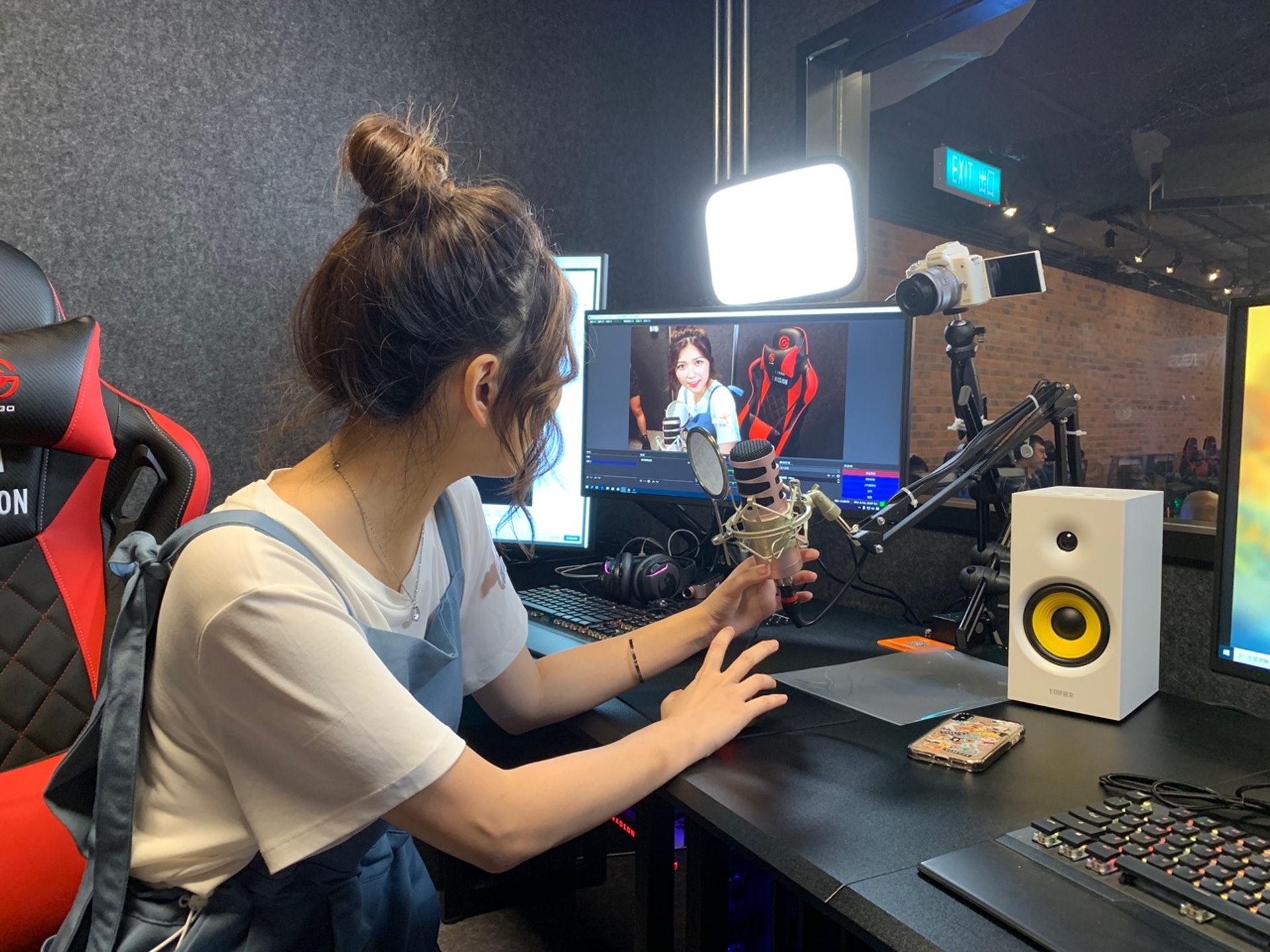 (梁煥敏攝) (梁煥敏攝)