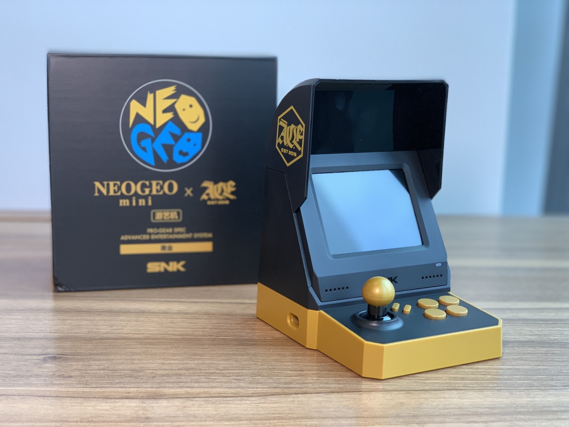 真限量NeoGeo Mini x A.C.E.黑金版開箱！實在矜貴！